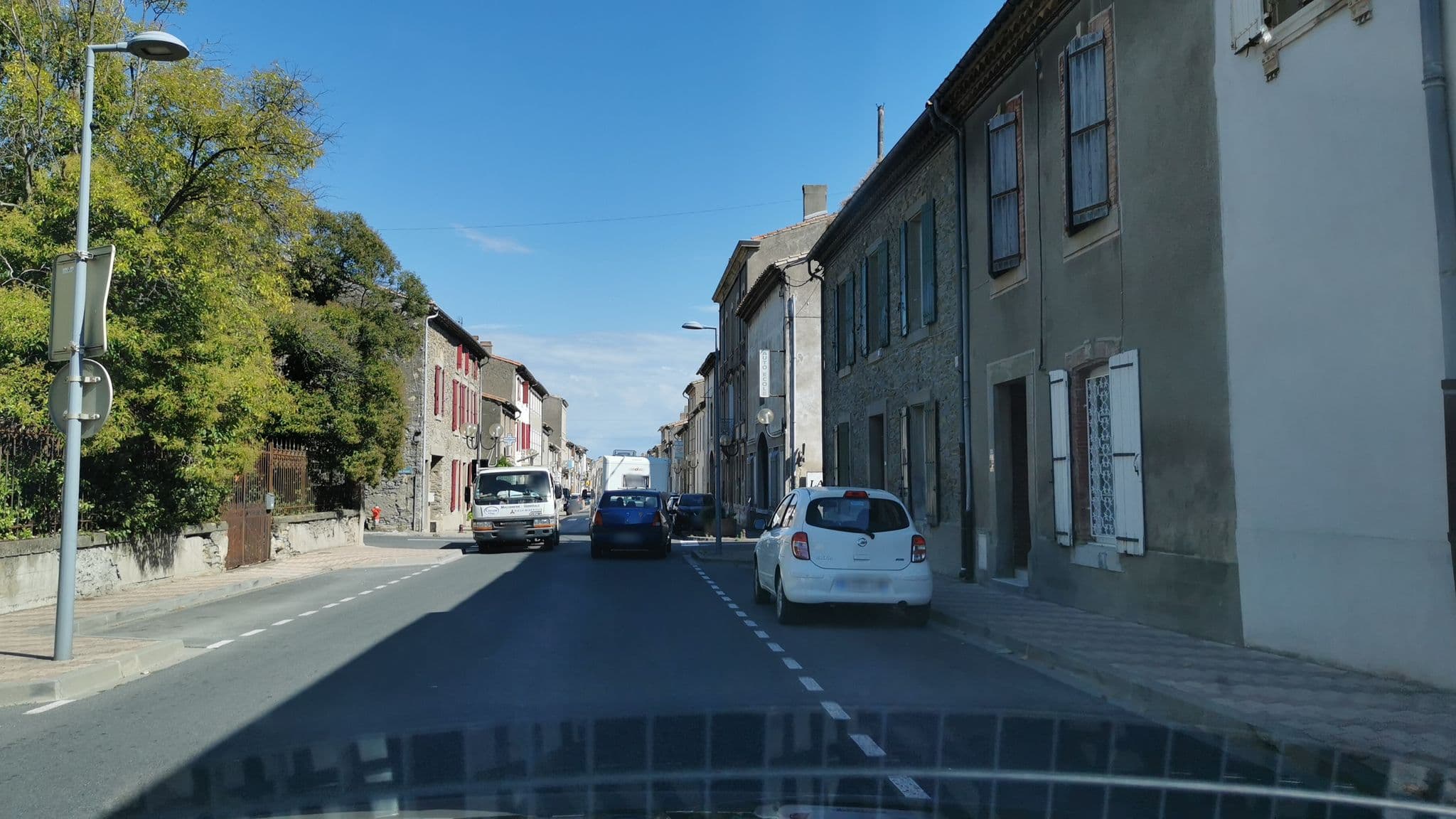 Street view near Le Domaine aux Quat'Saisons, Rieux-Minervois — © percherie (CC BY-SA · Mapillary)