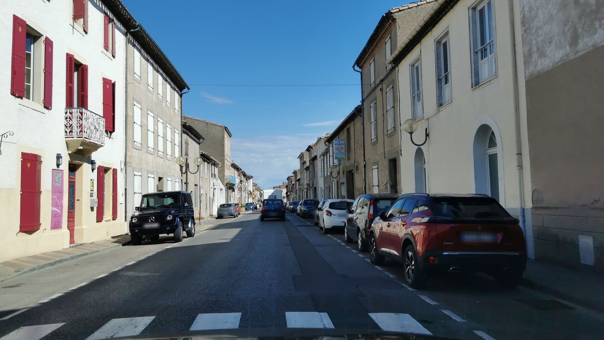 Street view near Les Chambres des Dames, Rieux-Minervois — © percherie (CC BY-SA · Mapillary)