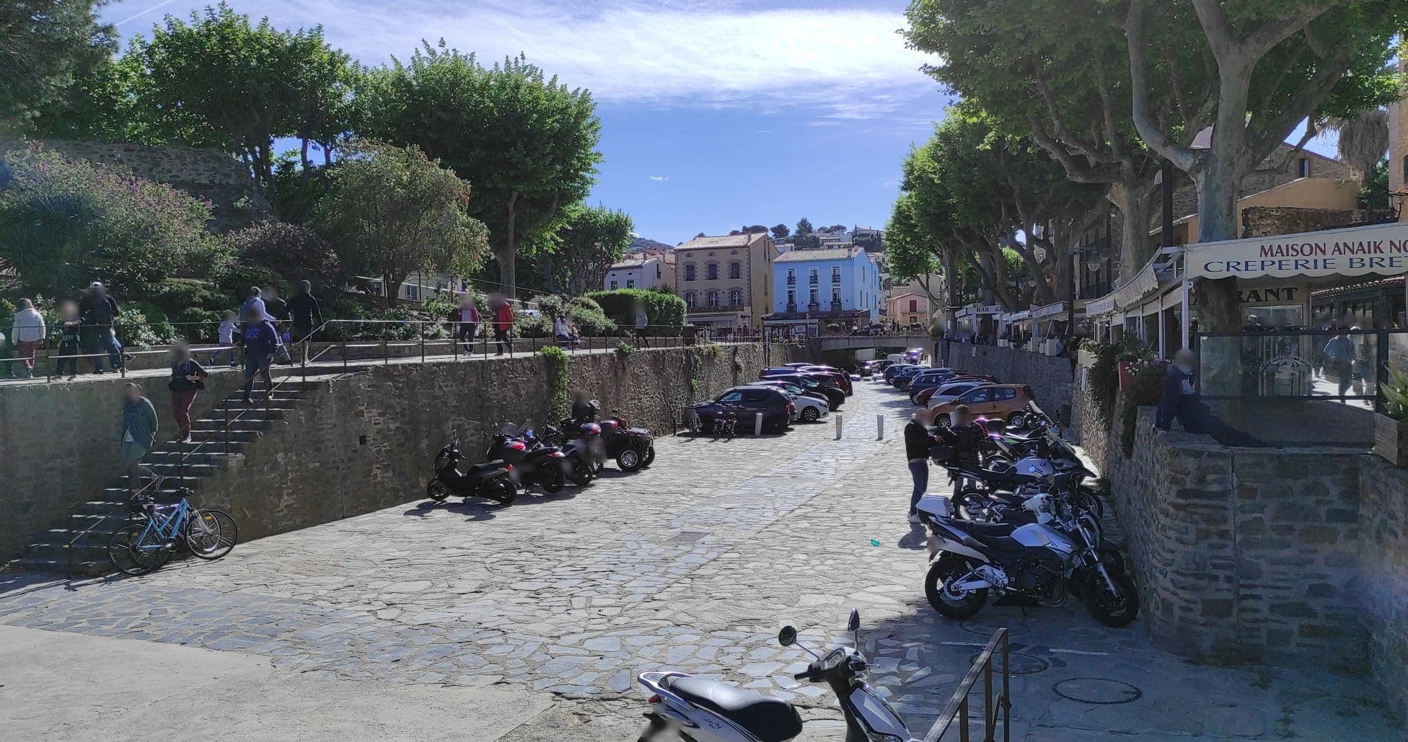 Street view near Hôtel des Templiers, Collioure — © yod4z (CC BY-SA · Mapillary)