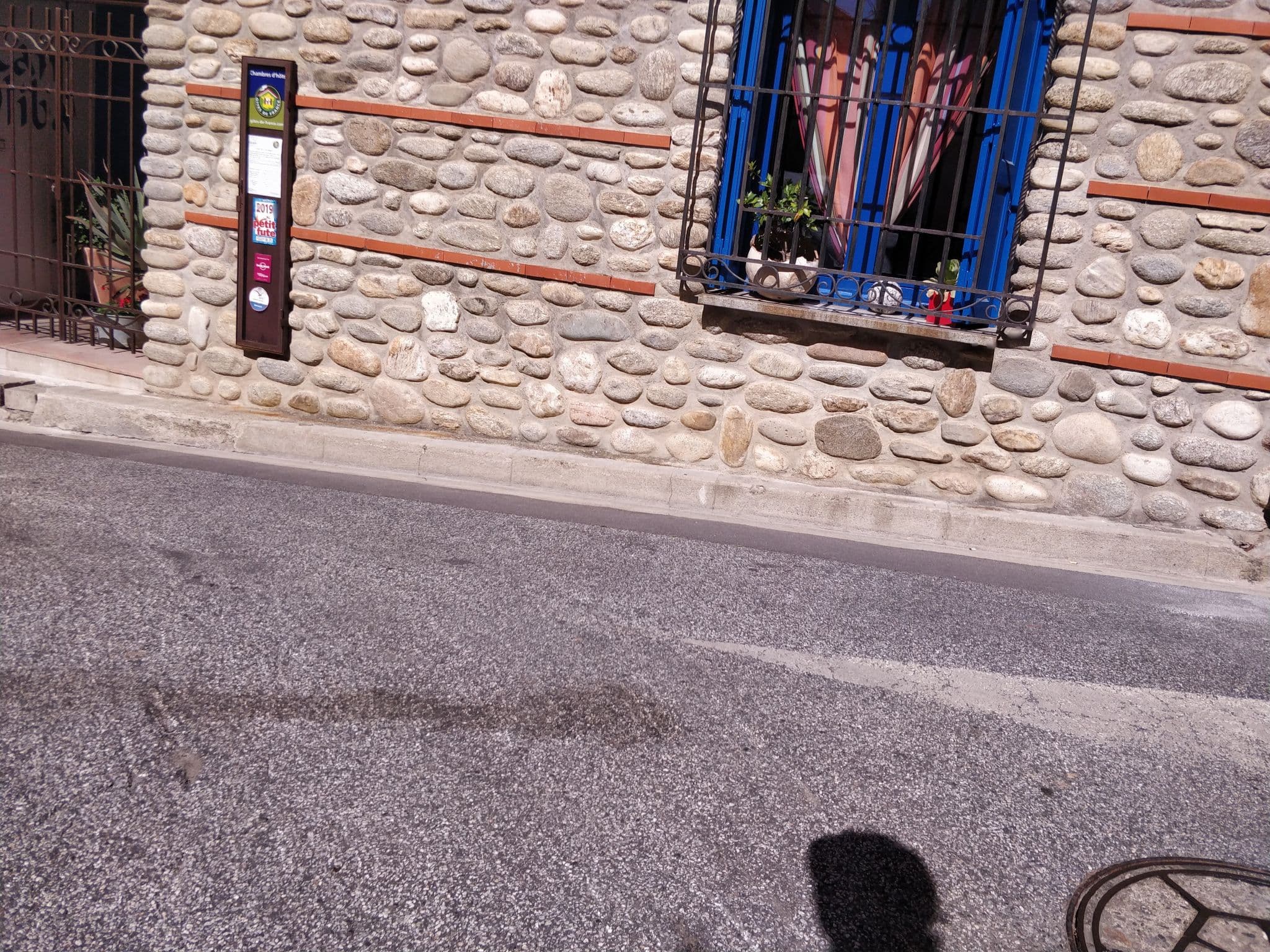Street view near Can Oliba, Elne — © serge_herviou (CC BY-SA · Mapillary)