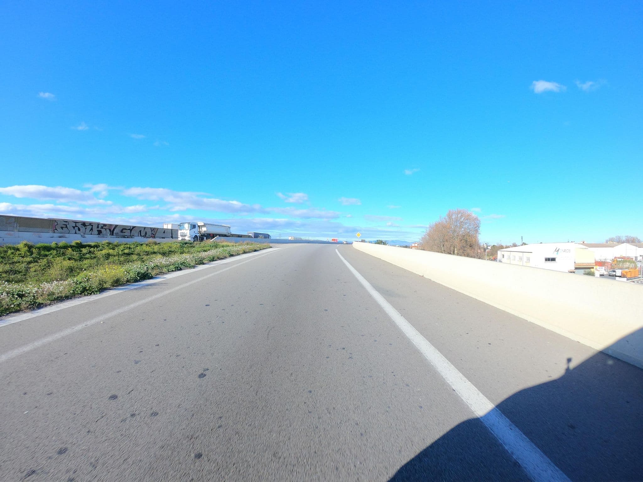 Street view near Fasthôtel Perpignan Sud, Perpignan — © joostjakob (CC BY-SA · Mapillary)