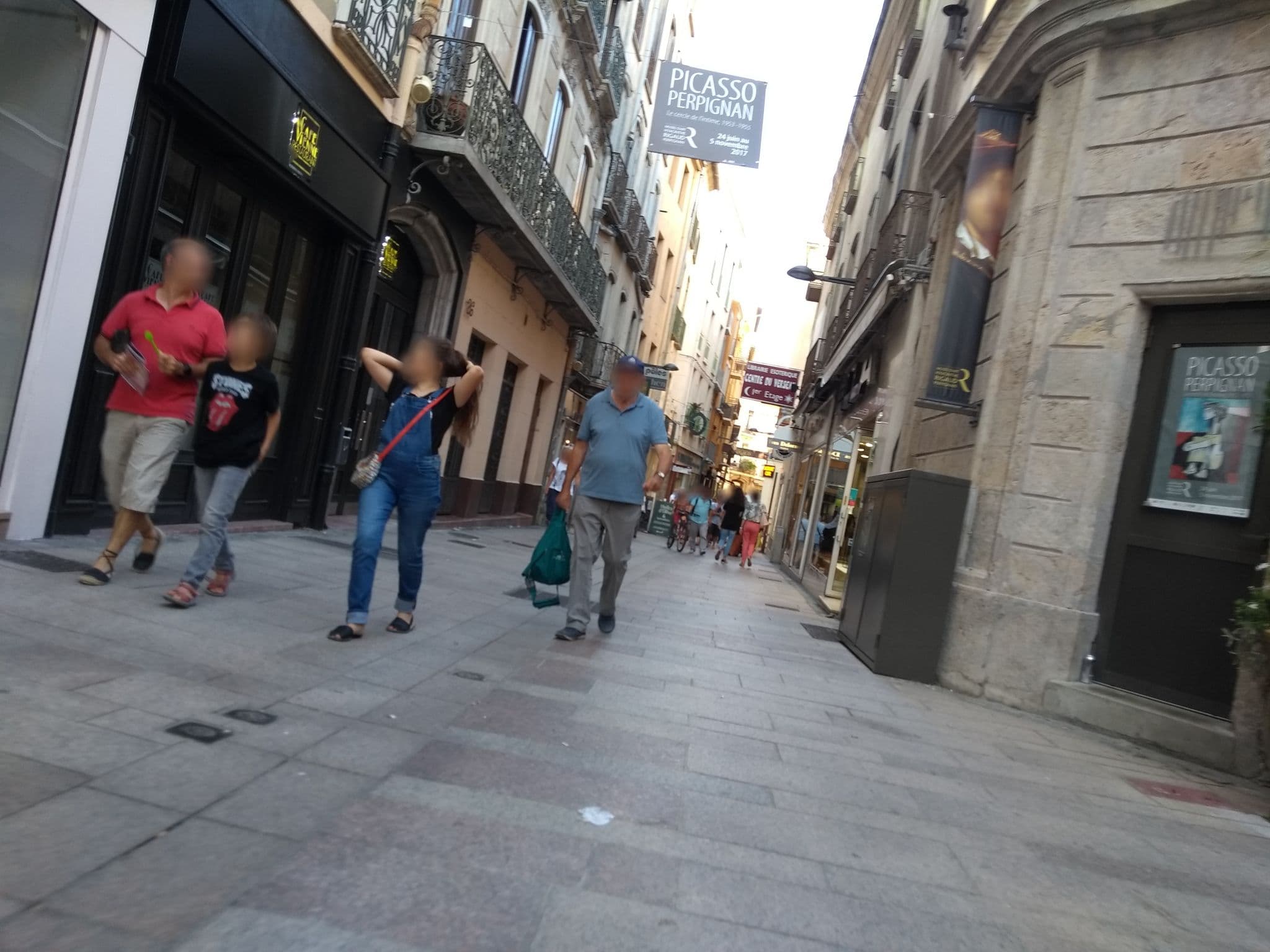 Street view near La Villa Duflot Perpignan Hôtel & Spa, Perpignan — © ray66 (CC BY-SA · Mapillary)