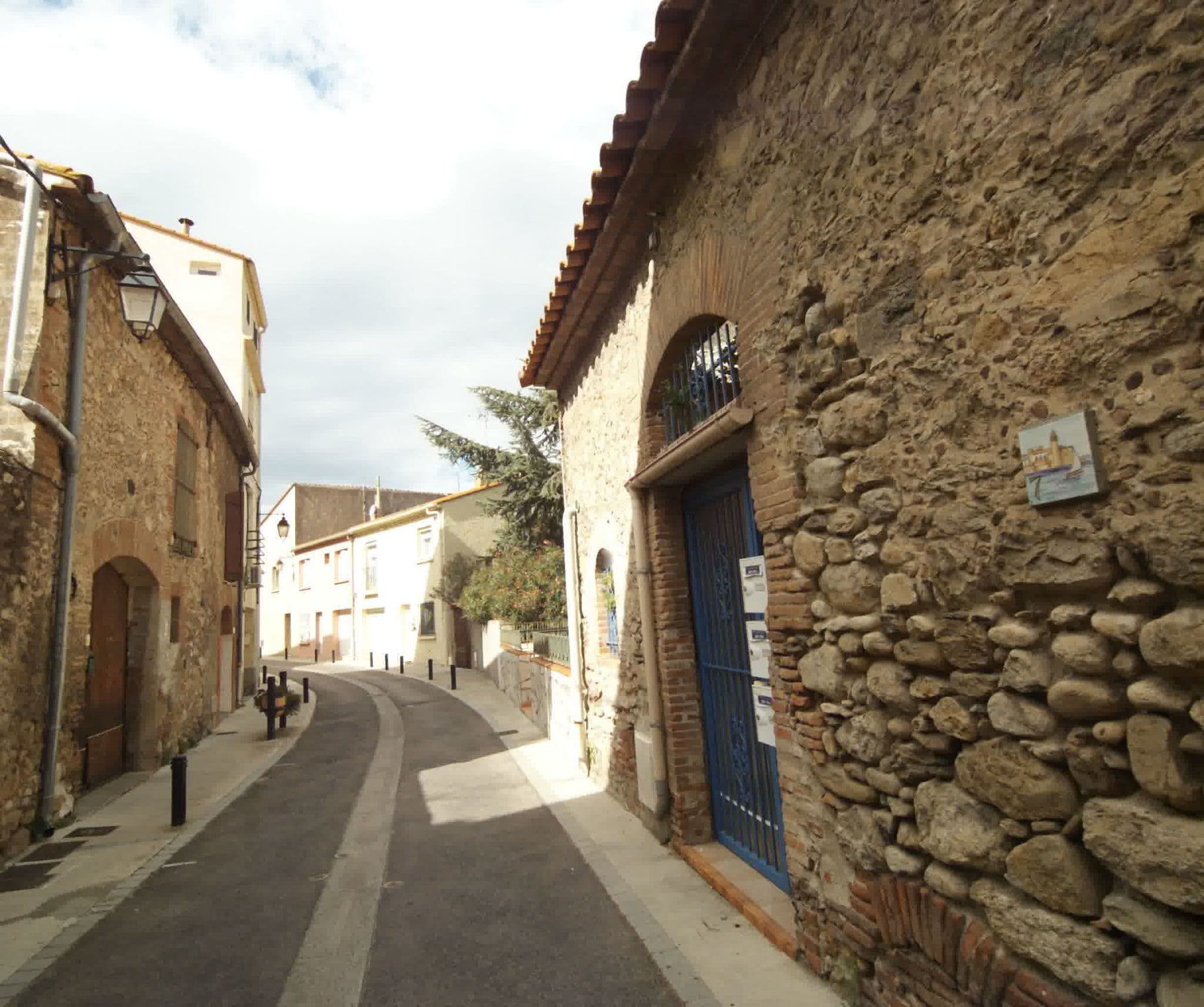 Street view near www.loveyourstay.com, Argeles — © sogefi (CC BY-SA · Mapillary)