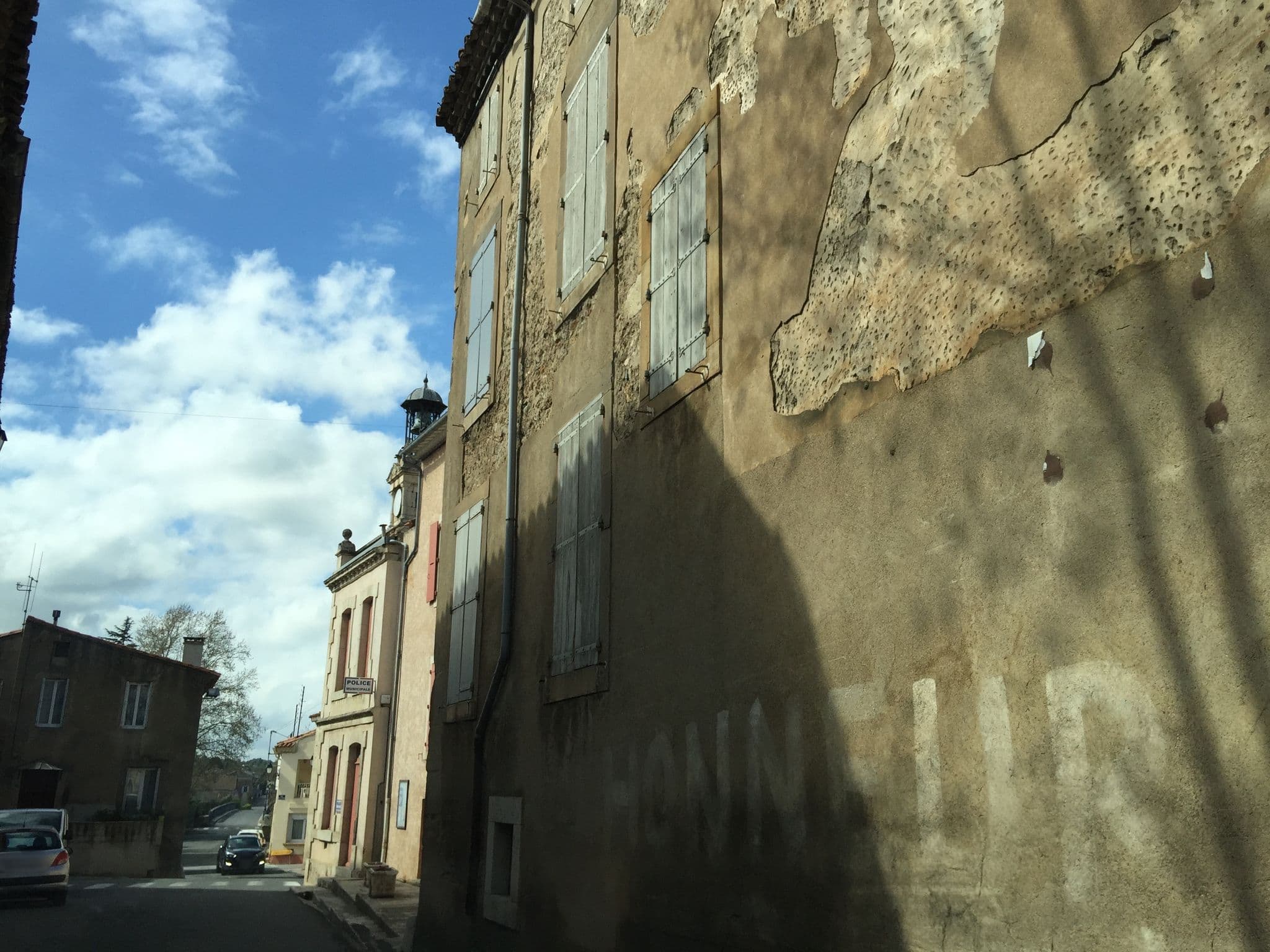 Street view near Ain Jacques, Ferrals-les-Corbières — © geraldchatagnon (CC BY-SA · Mapillary)