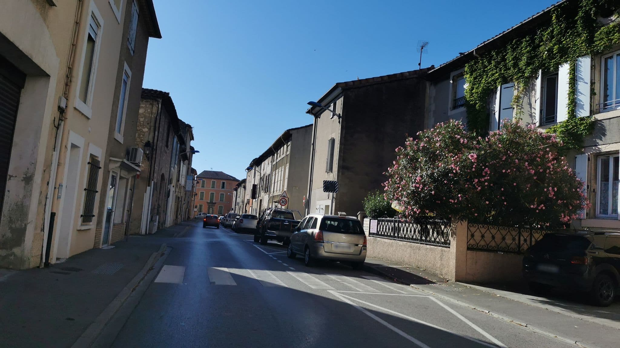 Street view near Maison St Georges, Coursan — © percherie (CC BY-SA · Mapillary)