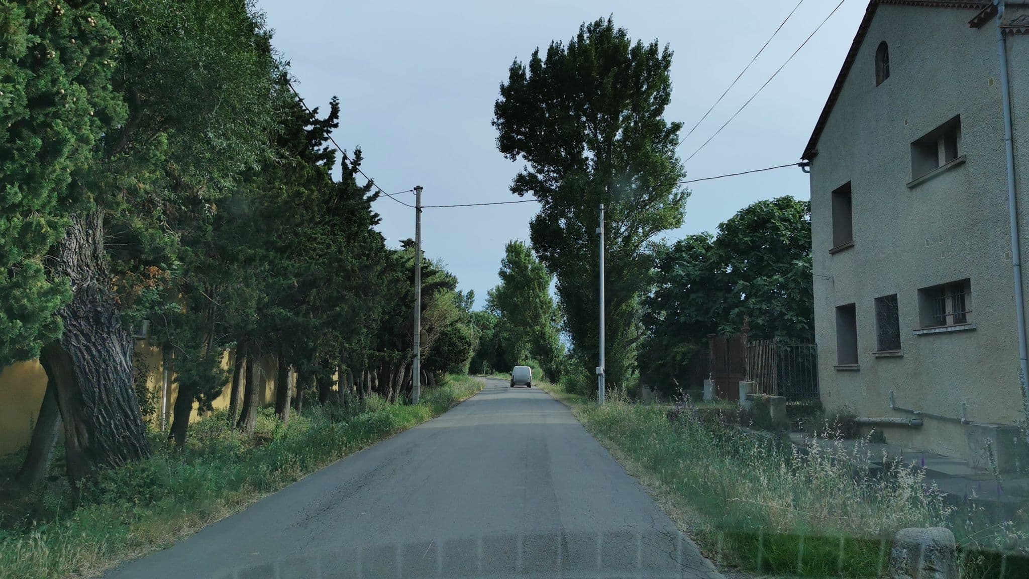 Street view near Domaine de Livière-Haute, Narbonne — © percherie (CC BY-SA · Mapillary)