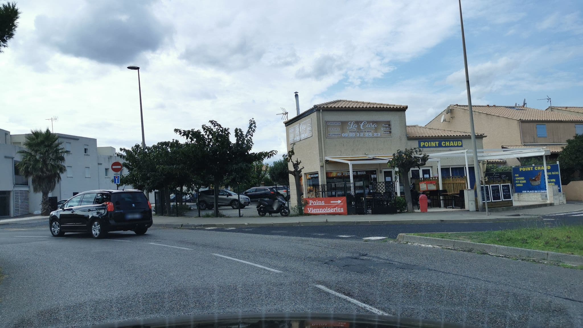 Street view near Holidayland Residence Plein Sud villa 60m2 6 couchages, Armissan — © percherie (CC BY-SA · Mapillary)