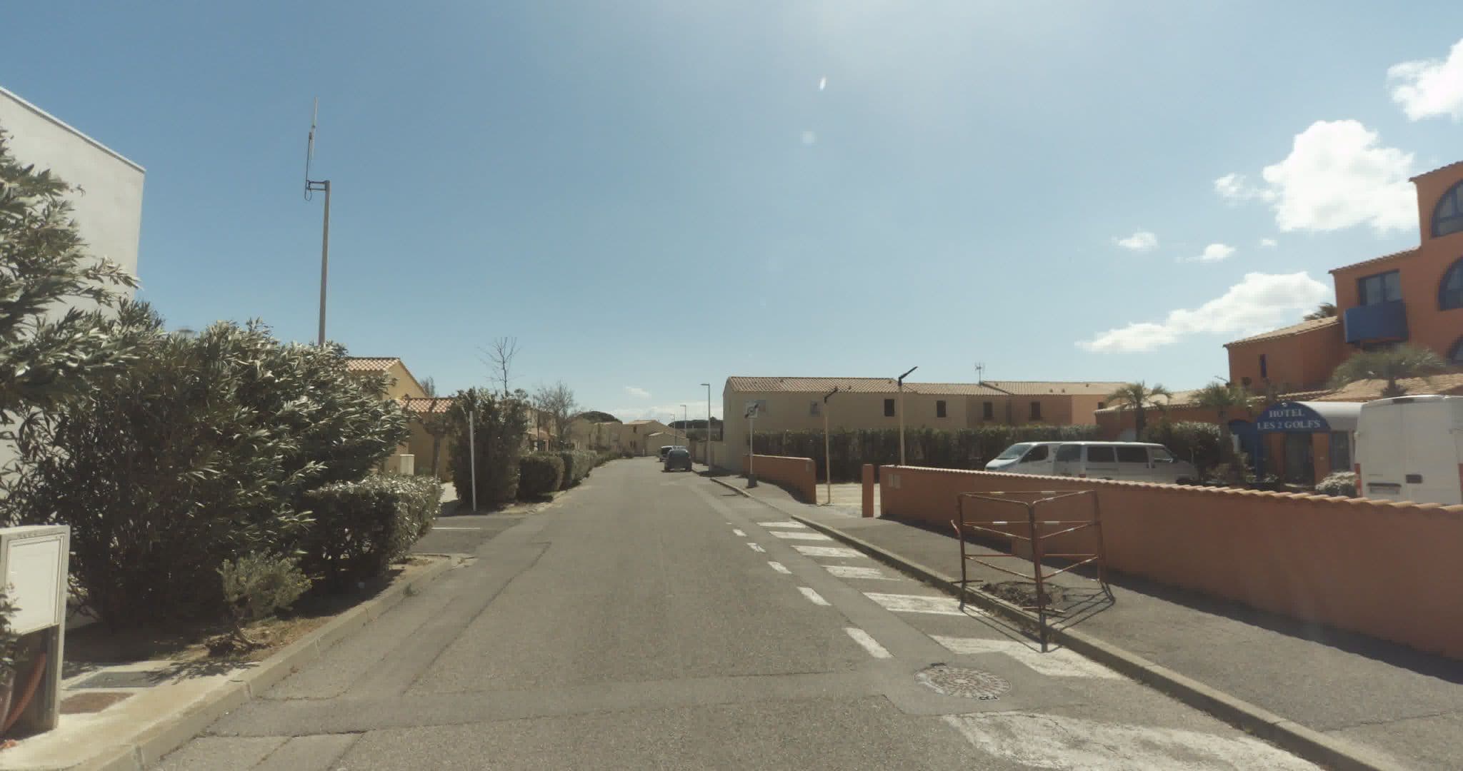 Street view near Hotel Des Deux Golf, Leucate — © sogefi (CC BY-SA · Mapillary)