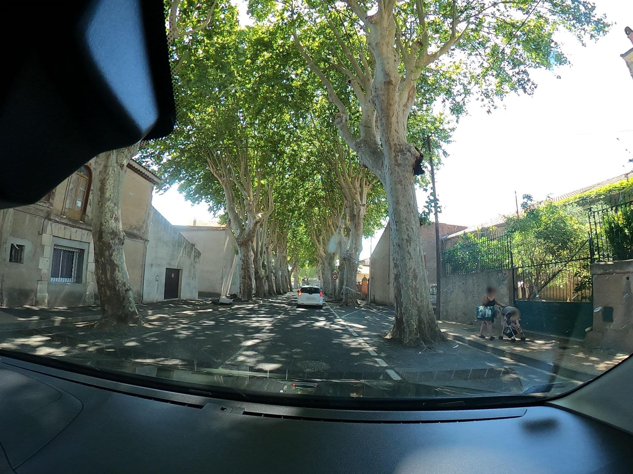 Street view near LES PORTES DU SOLEIL, Capestang — © vst (CC BY-SA · Mapillary)