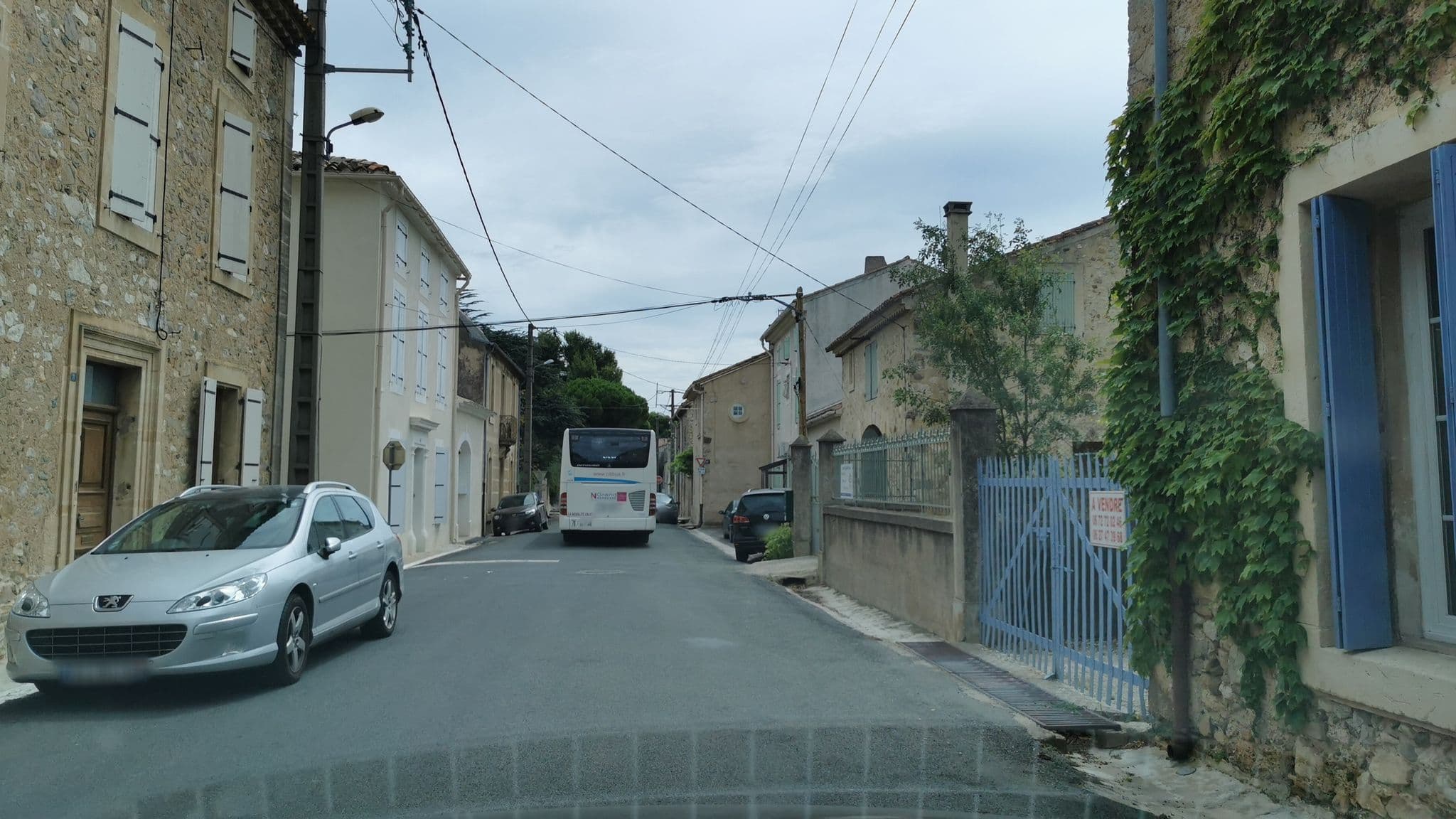 Street view near Les 3 sources, Argeliers — © percherie (CC BY-SA · Mapillary)