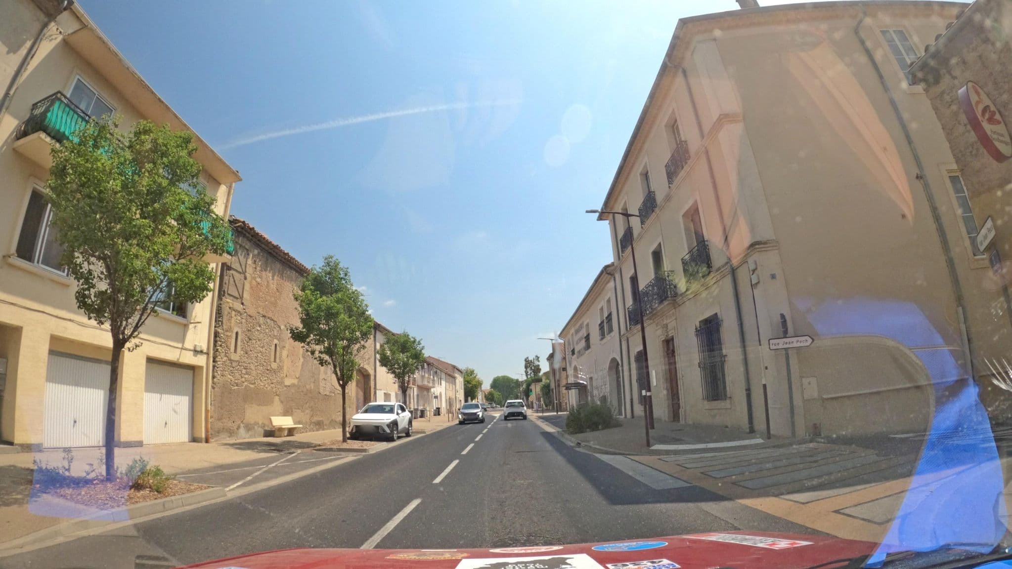 Street view near La Bellifontaine, Capestang — © masterofnoroad (CC BY-SA · Mapillary)