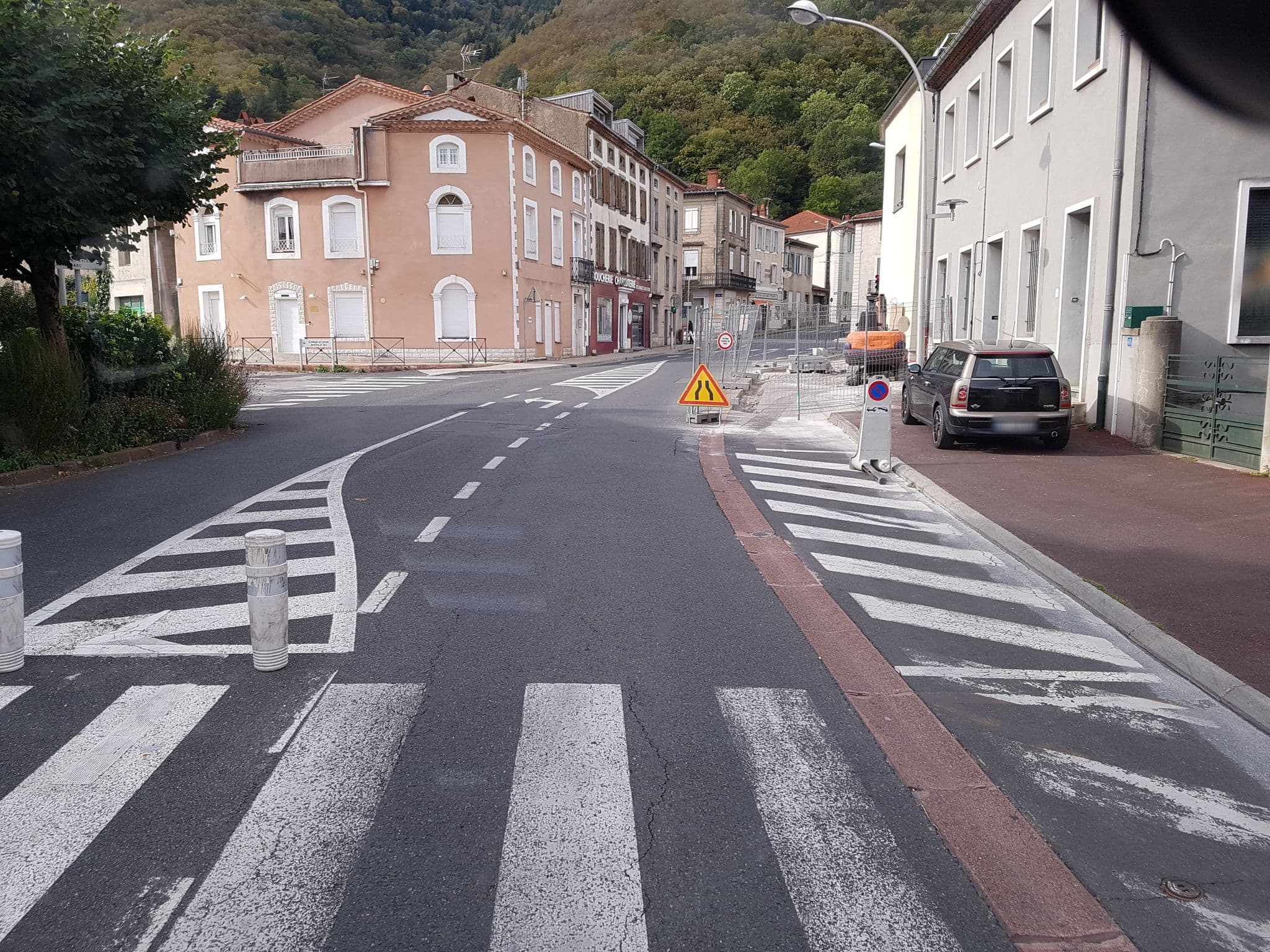 Street view near Gîte Wistéria, Mazamet — © bernardvoyageur (CC BY-SA · Mapillary)