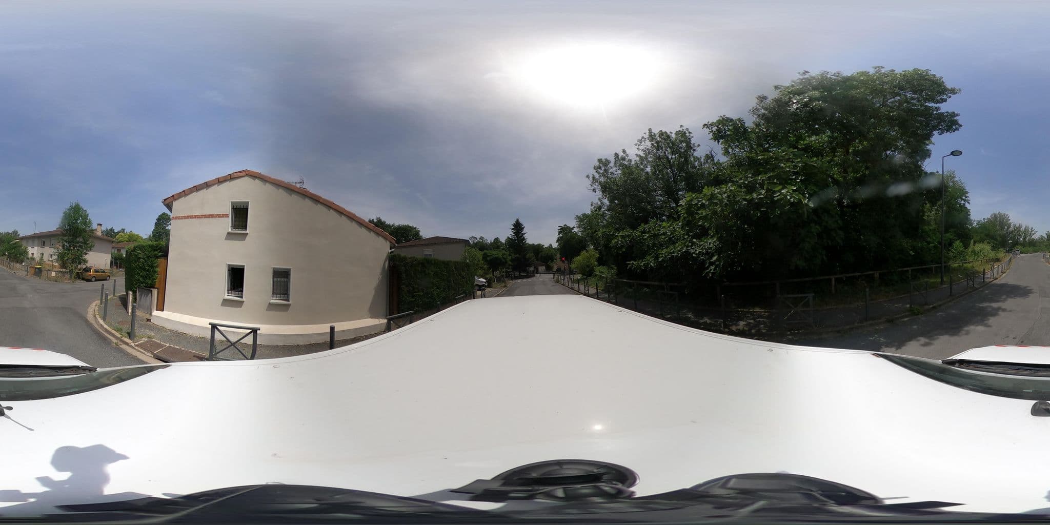 Street view near villa ''l'échappée verte, Albi — © Remyv (CC BY-SA · Mapillary)