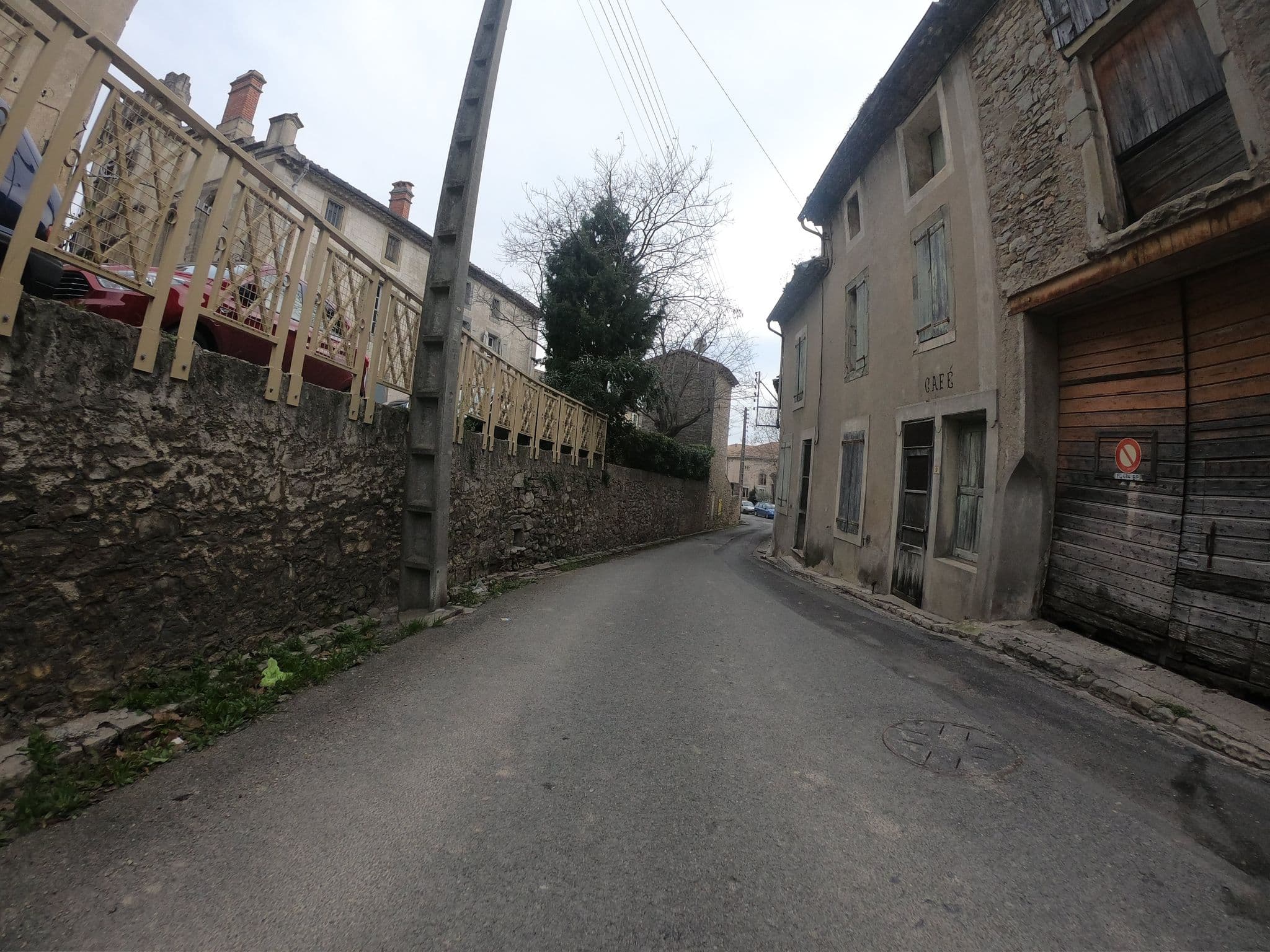 Street view near Chateau Marcel, Pépieux — © joostjakob (CC BY-SA · Mapillary)