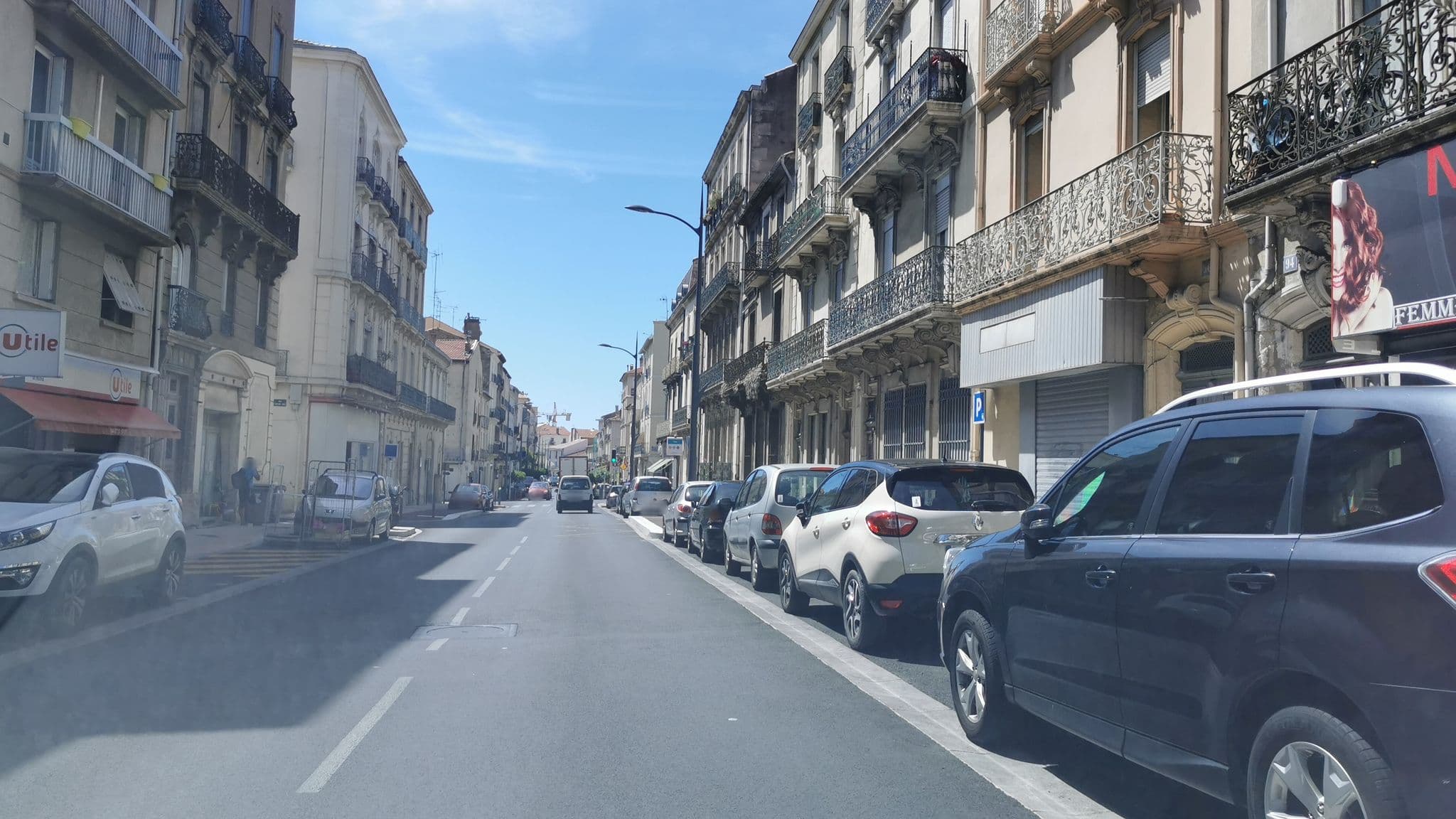 Street view near Hotel Ibis Beziers, Béziers — © percherie (CC BY-SA · Mapillary)