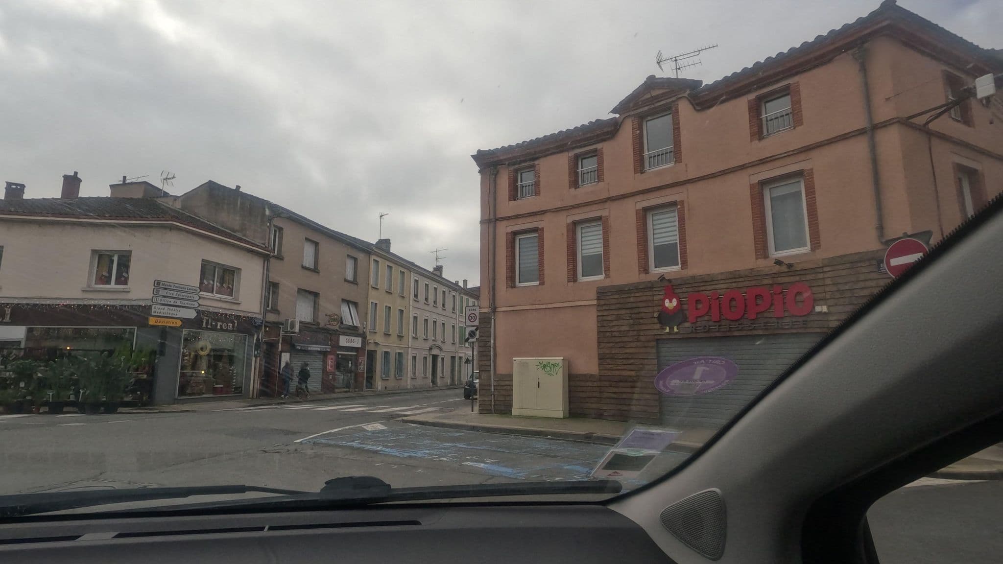 Street view near LaMaison, Albi — © ArthurL (CC BY-SA · Mapillary)