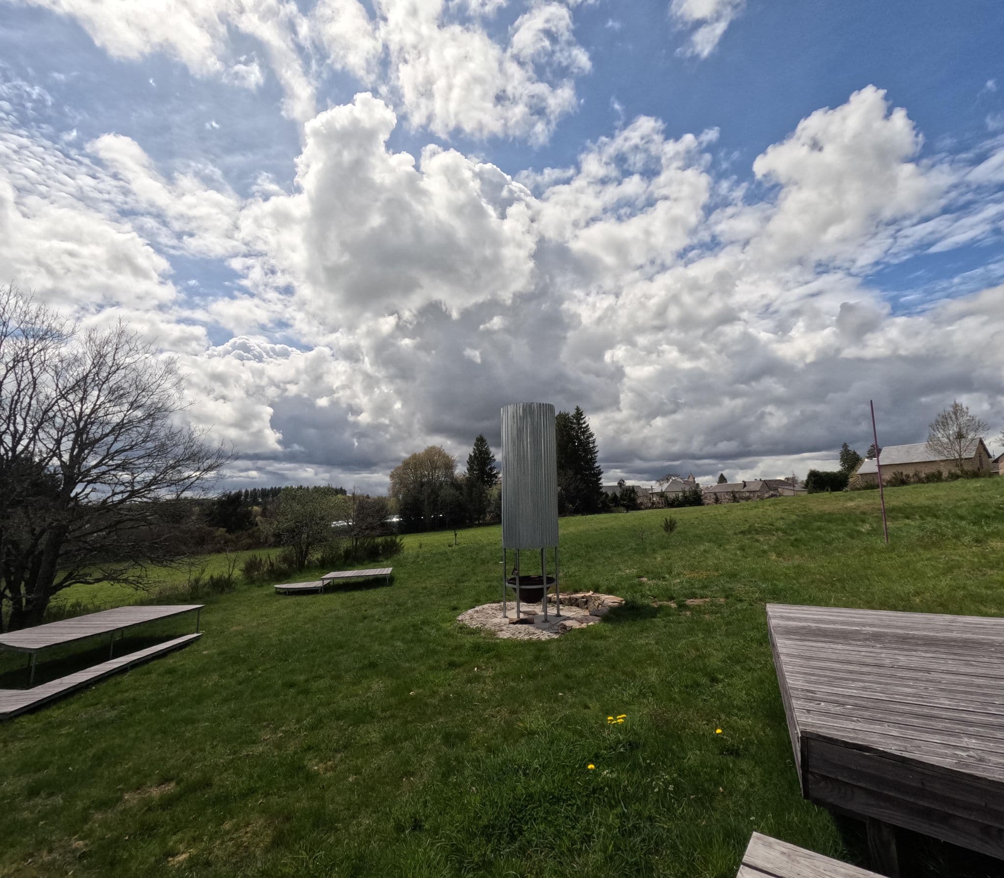 Street view near Aire de bivouac de la maison du parc, Meymac — © valentinb (CC BY-SA · Mapillary)