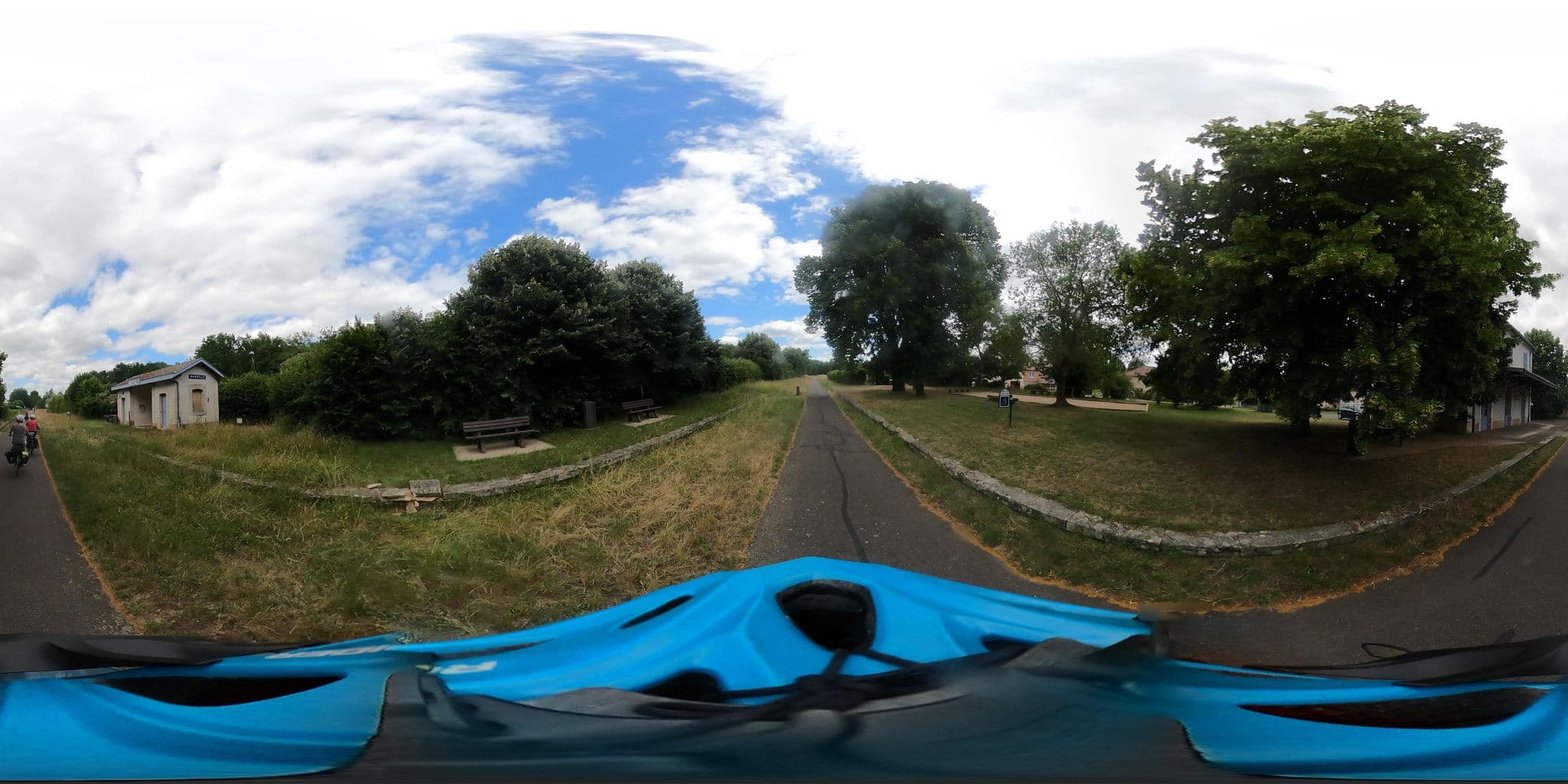 Street view near Aire de Camping-car Massilly, Cluny — © padididejurbise (CC BY-SA · Mapillary)