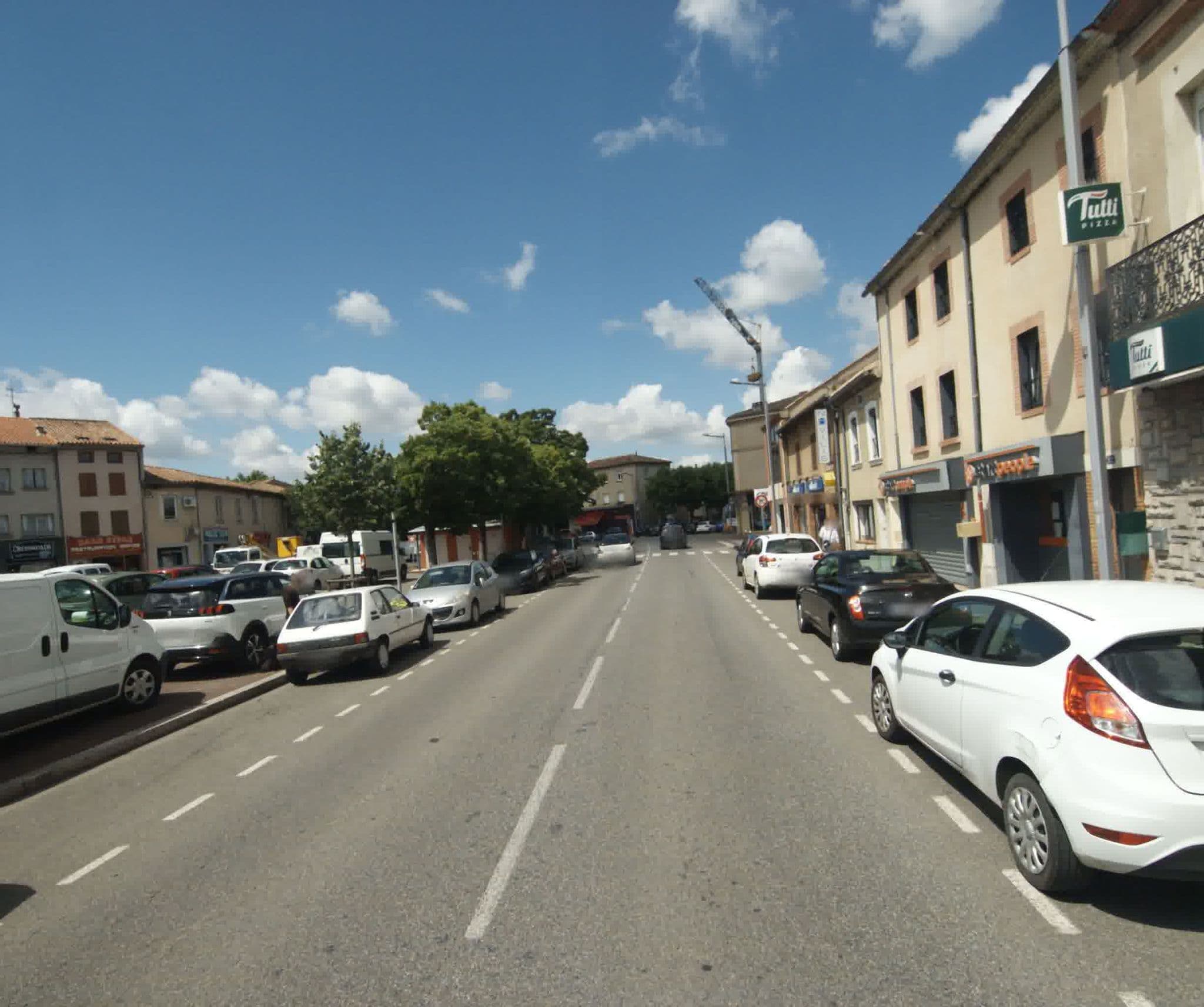 Street view near chateux portos, Revel — © sogefi (CC BY-SA · Mapillary)
