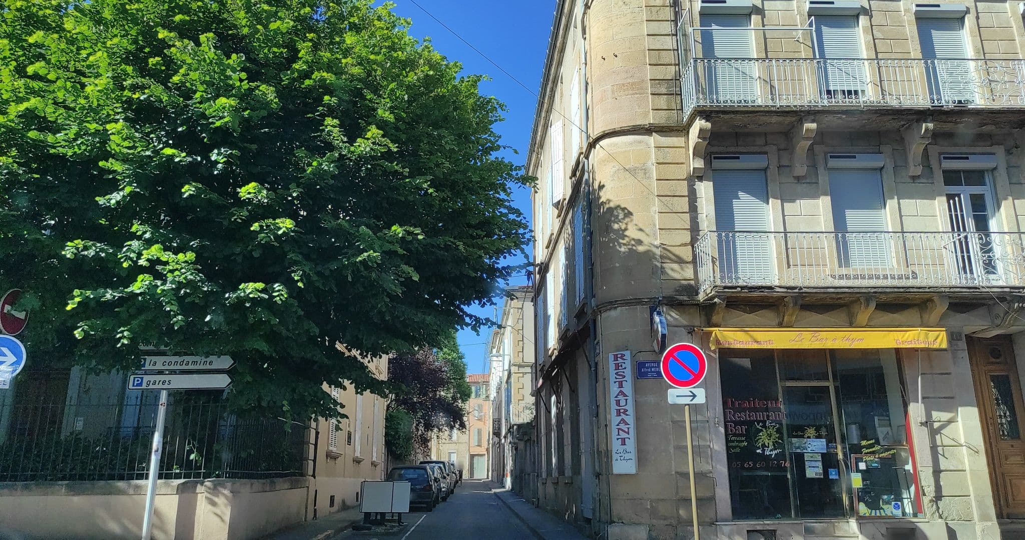 Street view near Citotel Jalade, Millau — © yod4z (CC BY-SA · Mapillary)