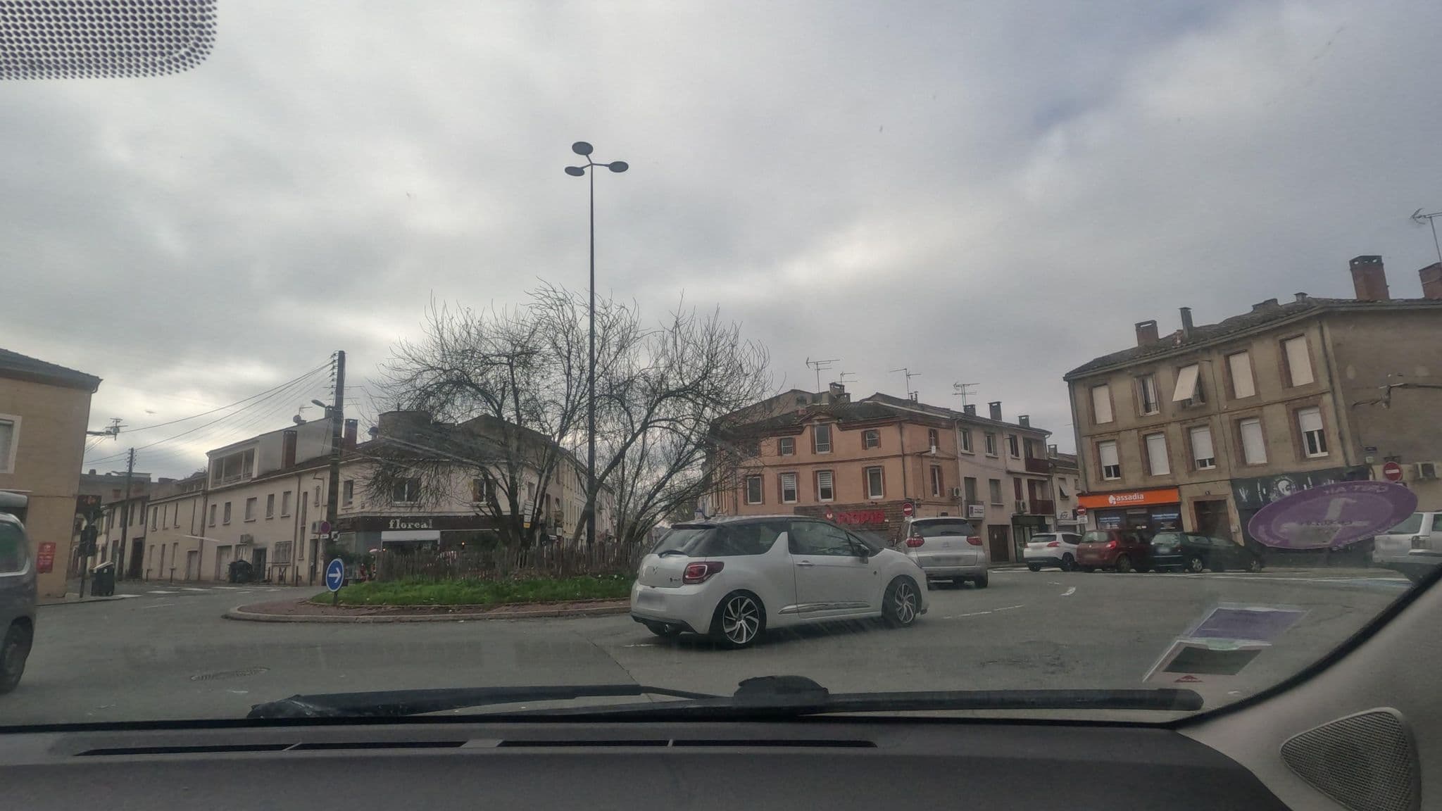 Street view near Volets Bleus et Briques Rouges, Albi — © ArthurL (CC BY-SA · Mapillary)