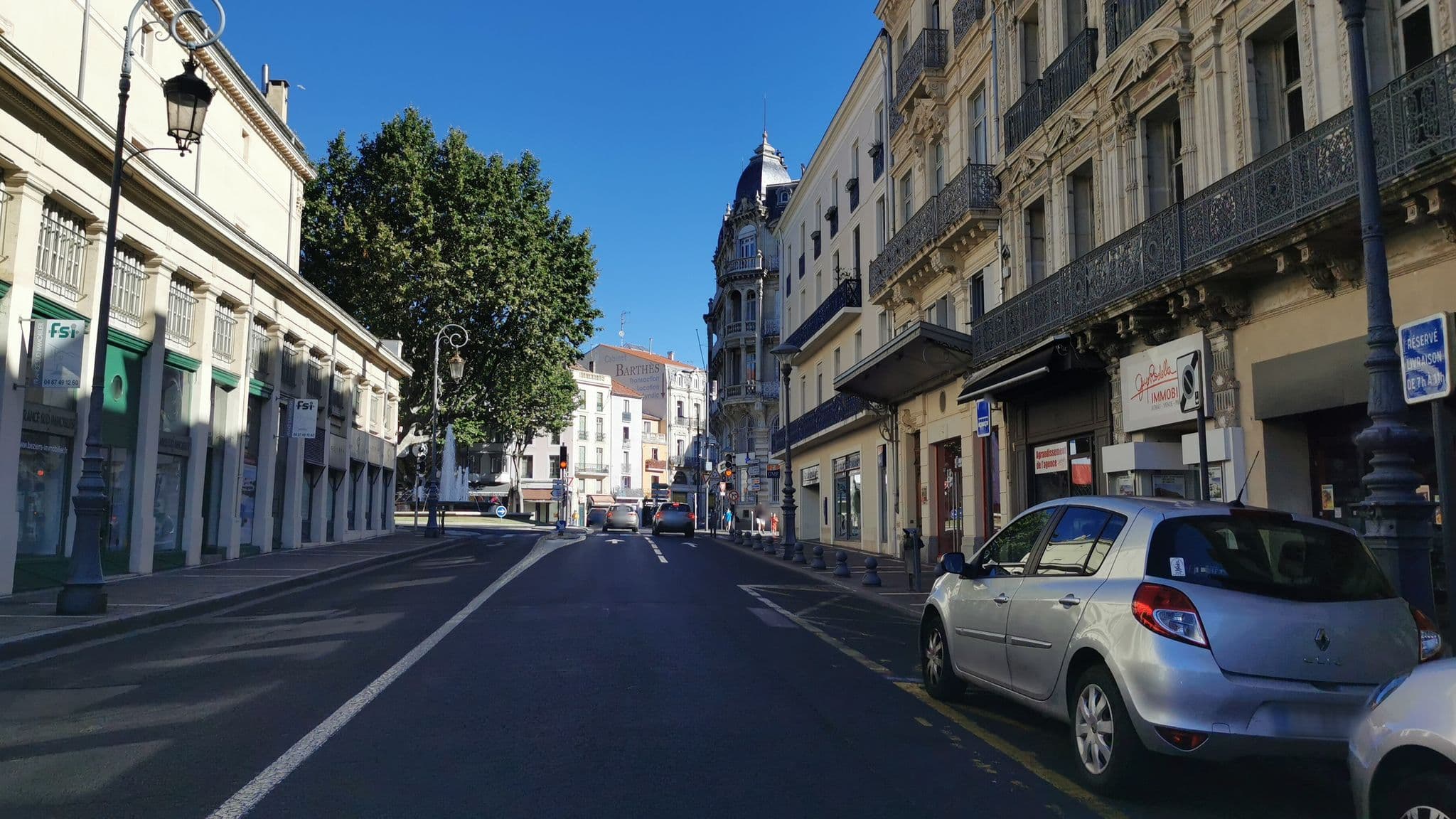 Street view near Dg Holidays, Béziers — © percherie (CC BY-SA · Mapillary)
