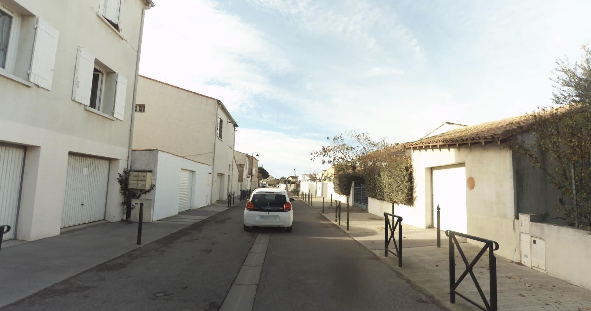 Street view near Péniche CARLA Chambre d'Hôtes, Aigues-Mortes — © sogefi (CC BY-SA · Mapillary)