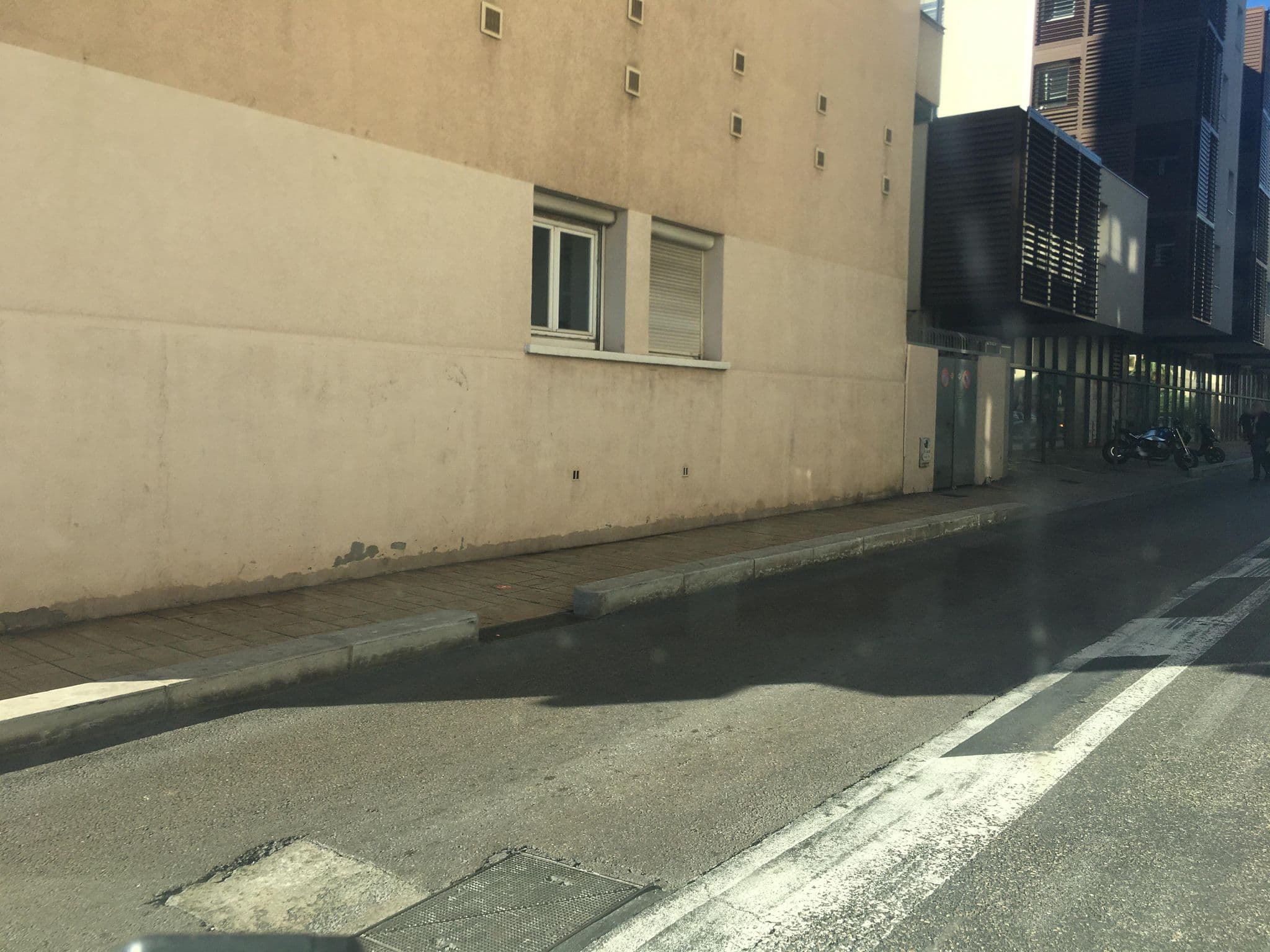 Street view near Selectour - L'Atelier des Voyages, Sète — © raymond (CC BY-SA · Mapillary)