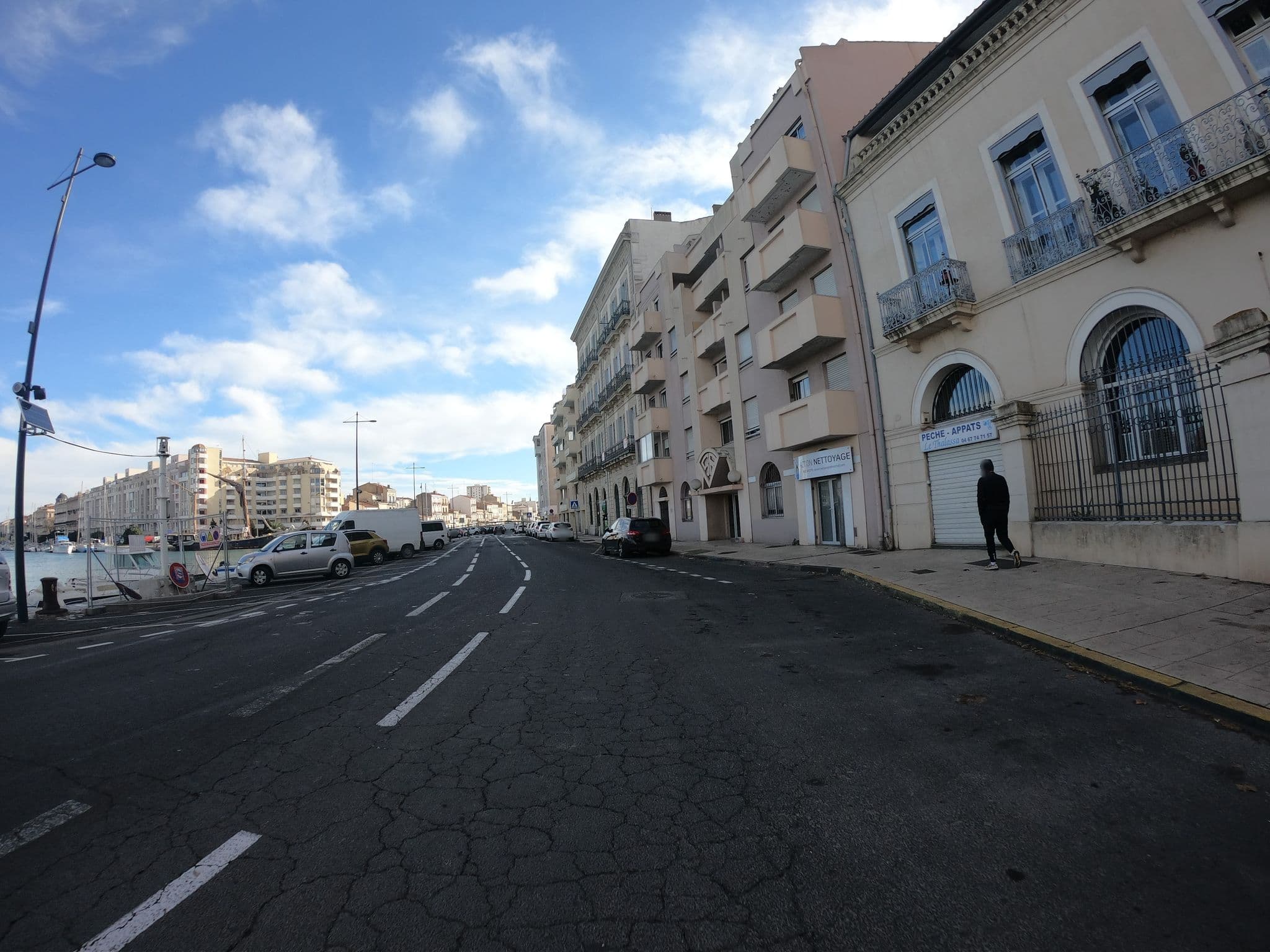 Street view near T3 avec TERRASSE avec VUE EXCEPTIONNELLE sur les QUAIS de SETE, Sète — © joostjakob (CC BY-SA · Mapillary)