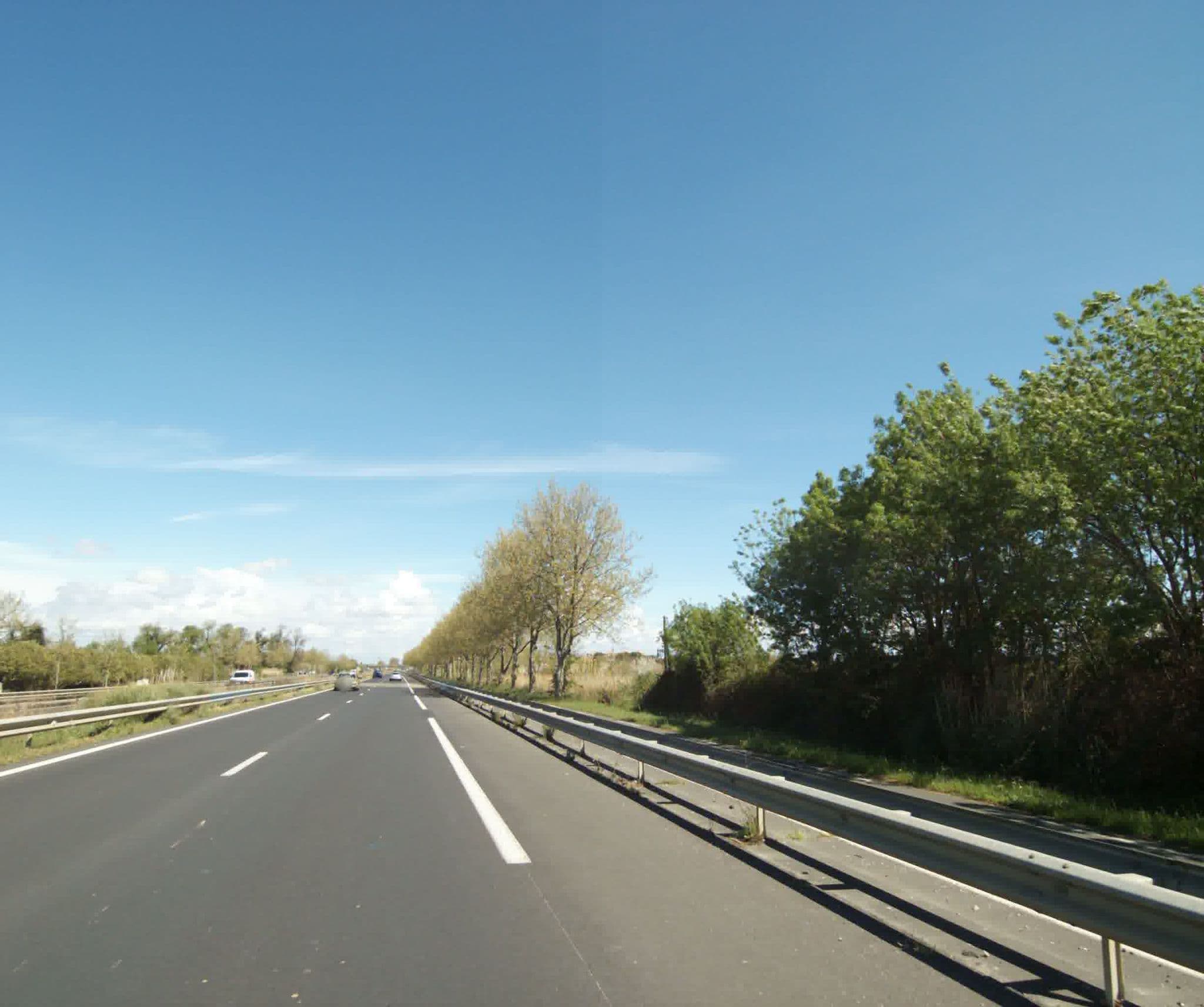 Street view near Formule 1, Lattes — © sogefi (CC BY-SA · Mapillary)