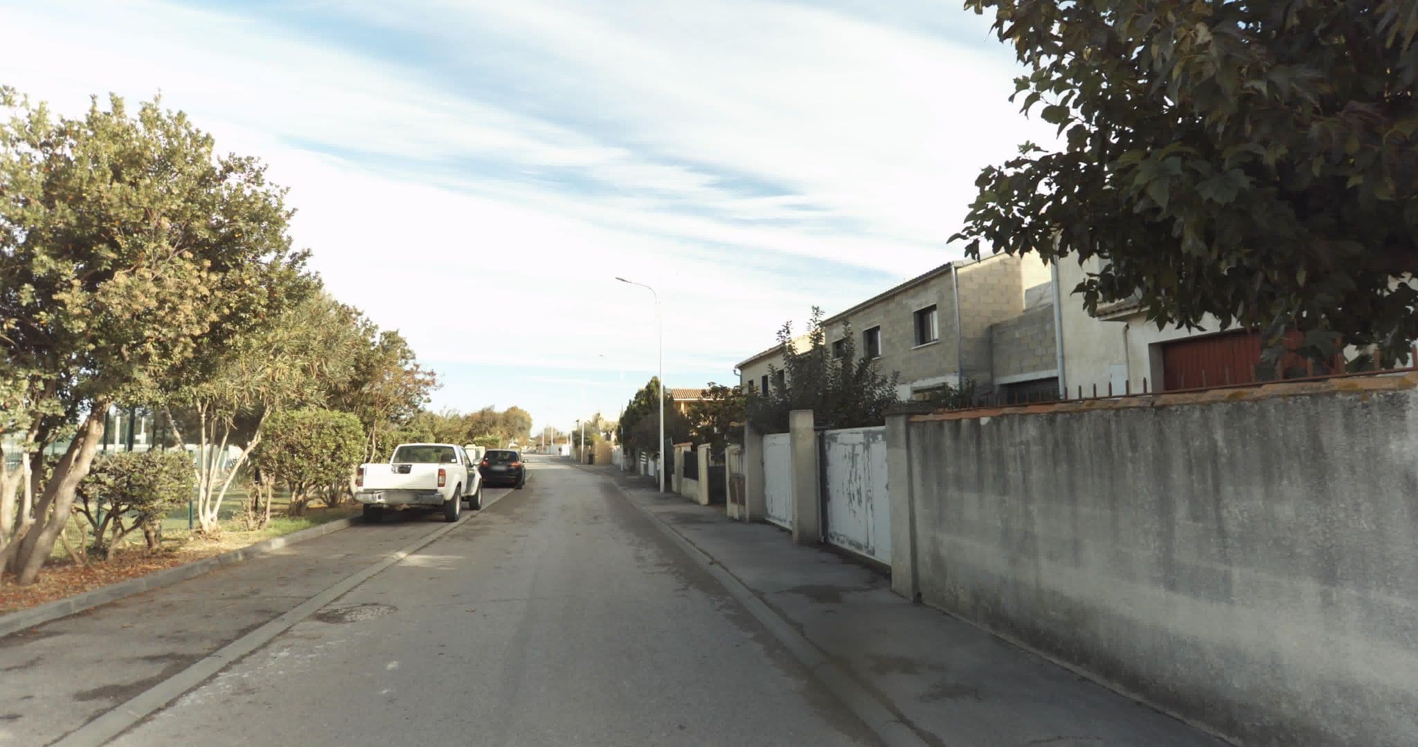 Street view near Appart Coeur Camargue Aigues Mortes, Aigues-Mortes — © sogefi (CC BY-SA · Mapillary)
