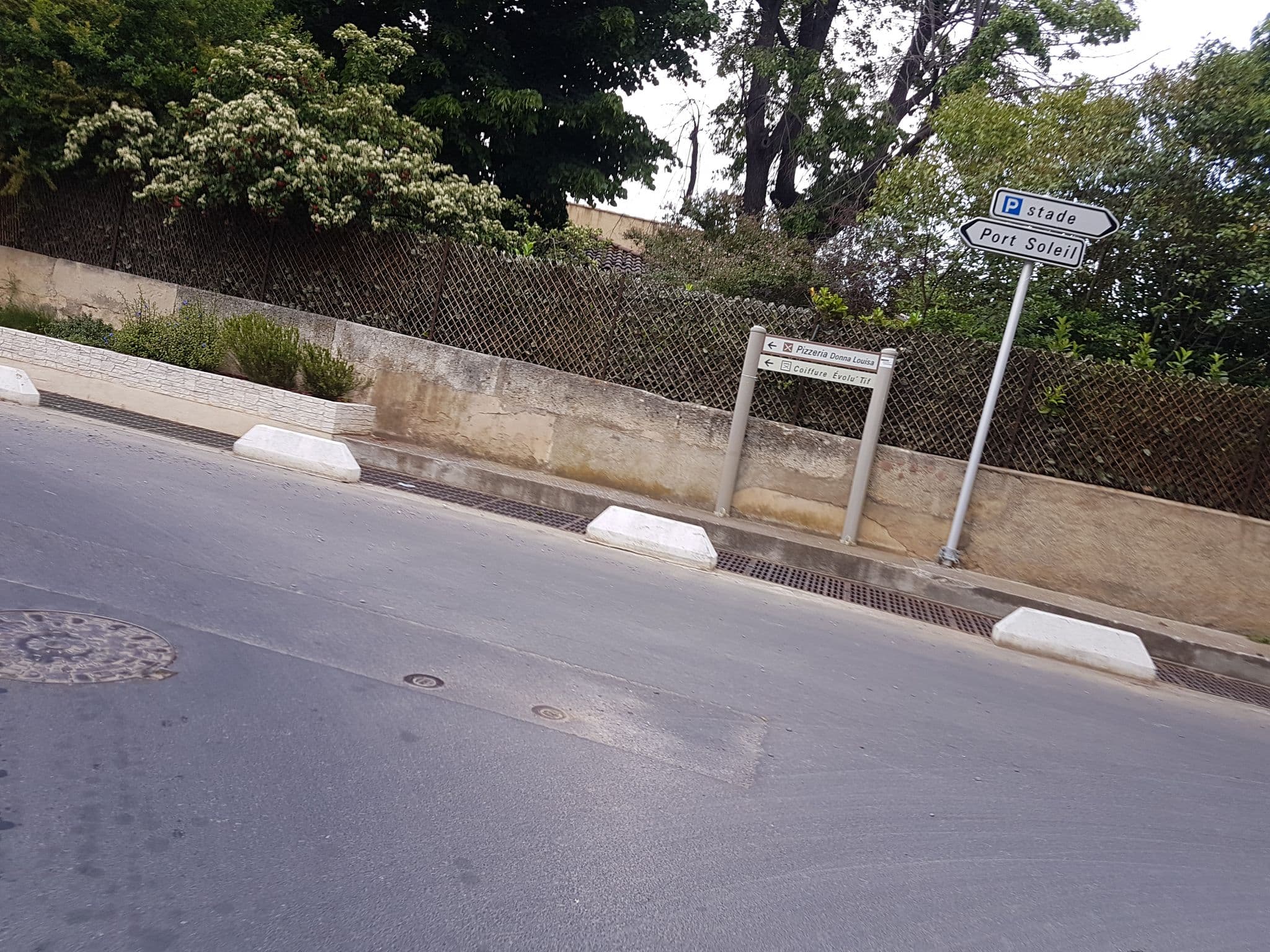 Street view near L'Appart des Anges, Cers — © changchun1 (CC BY-SA · Mapillary)