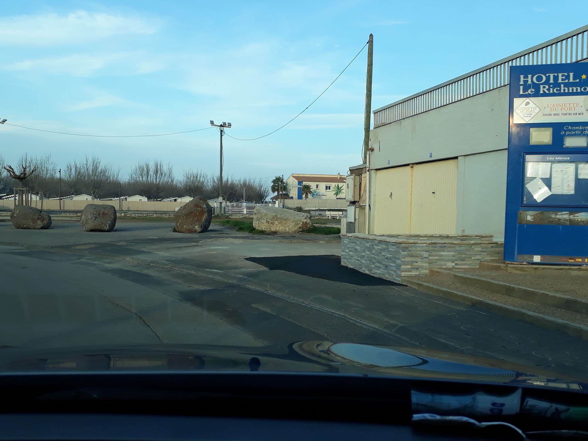 Street view near Emma, Marseillan — © df45 (CC BY-SA · Mapillary)