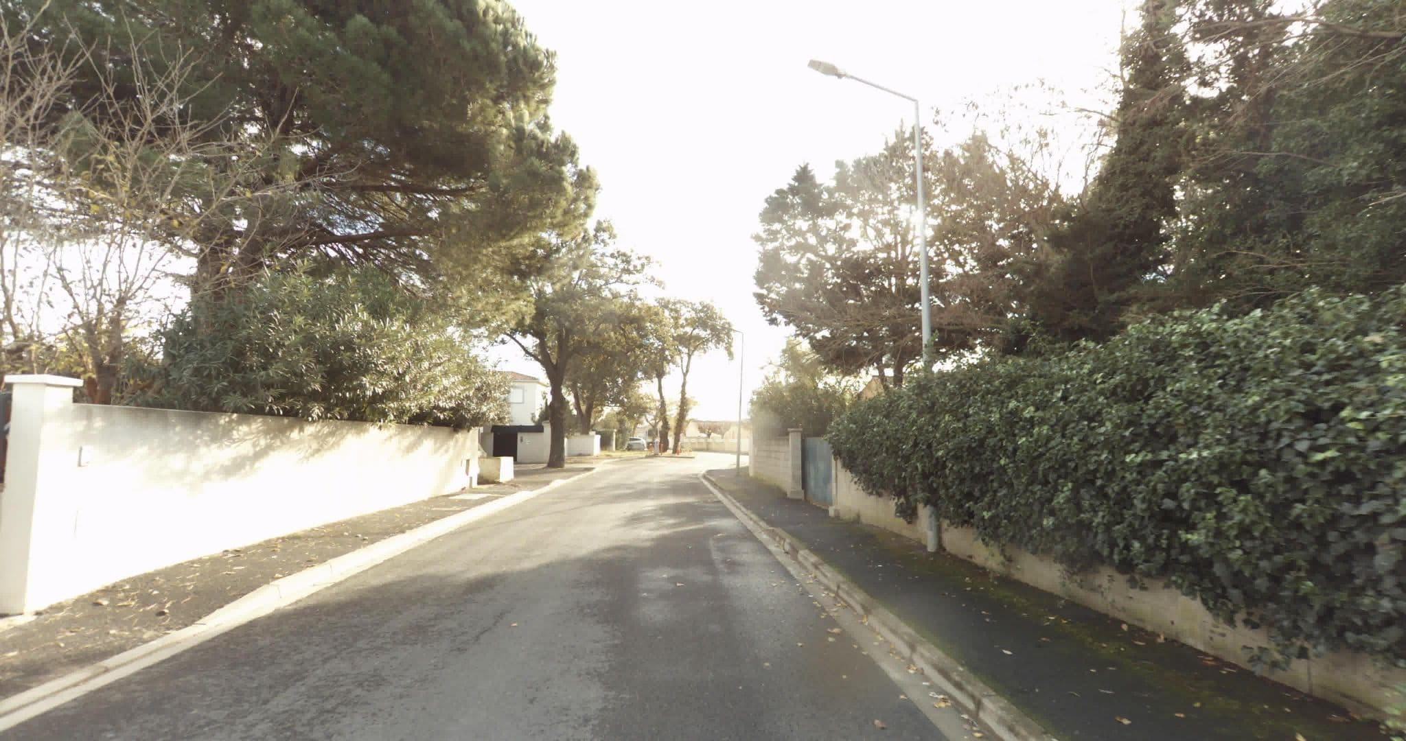 Street view near Villa de la Garriguette, Aigues-Mortes — © sogefi (CC BY-SA · Mapillary)