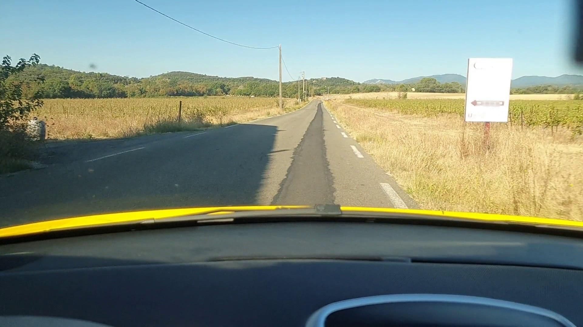 Street view near Domaine de Comiac, Quissac — © si3p0 (CC BY-SA · Mapillary)