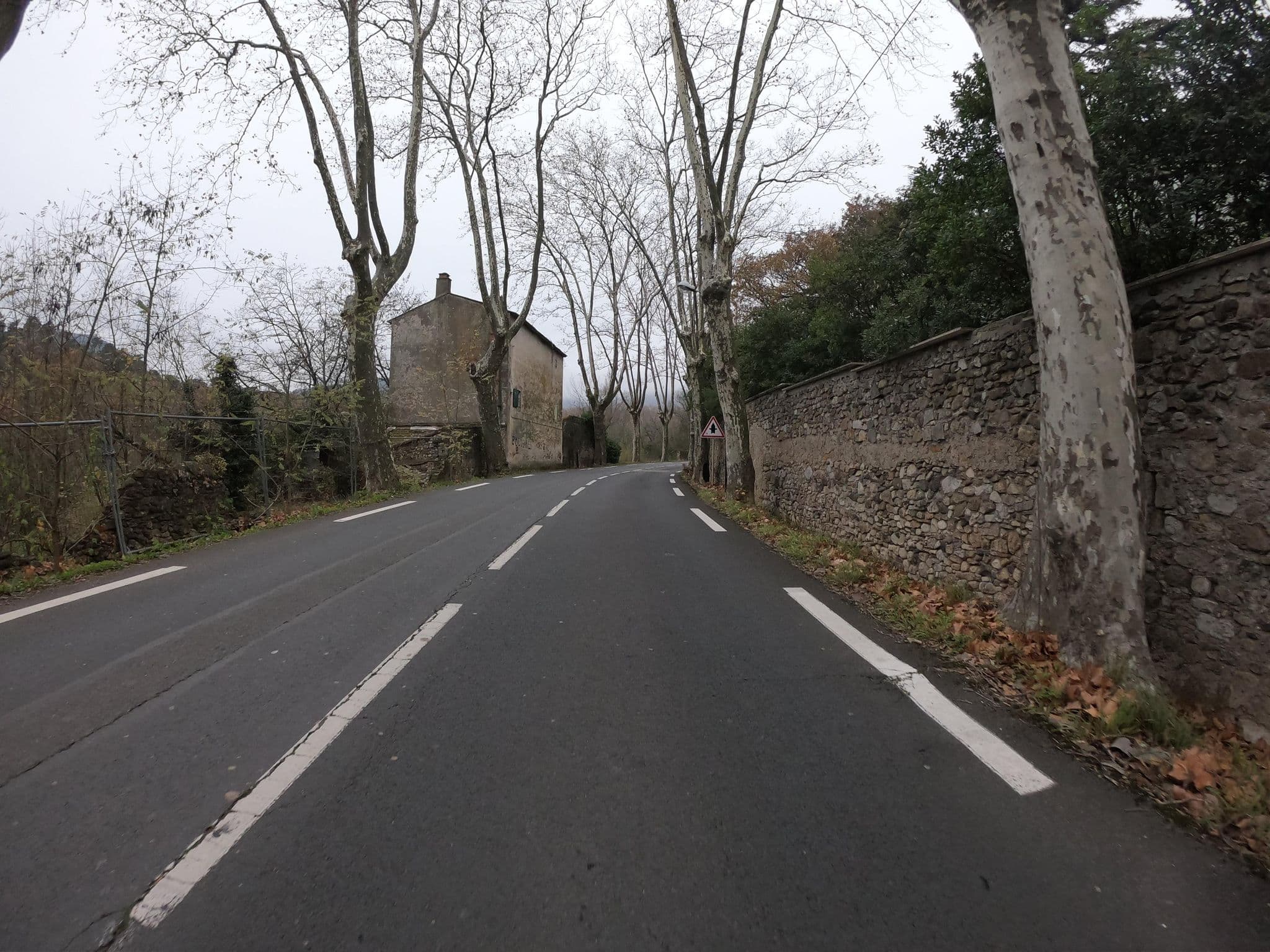 Street view near L'Ecrin d'Osely, Lodève — © joostjakob (CC BY-SA · Mapillary)