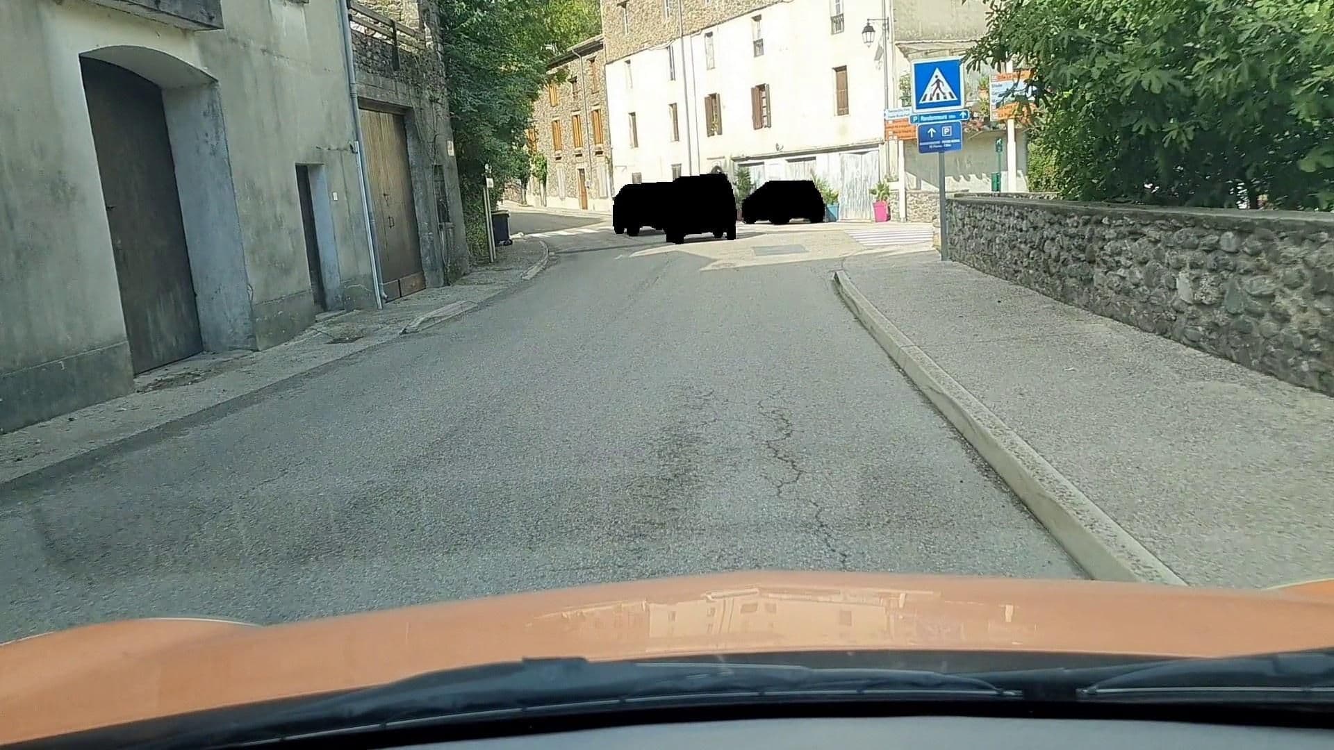 Street view near La Ferme du Valdeyron, Valleraugue — © si3p0 (CC BY-SA · Mapillary)