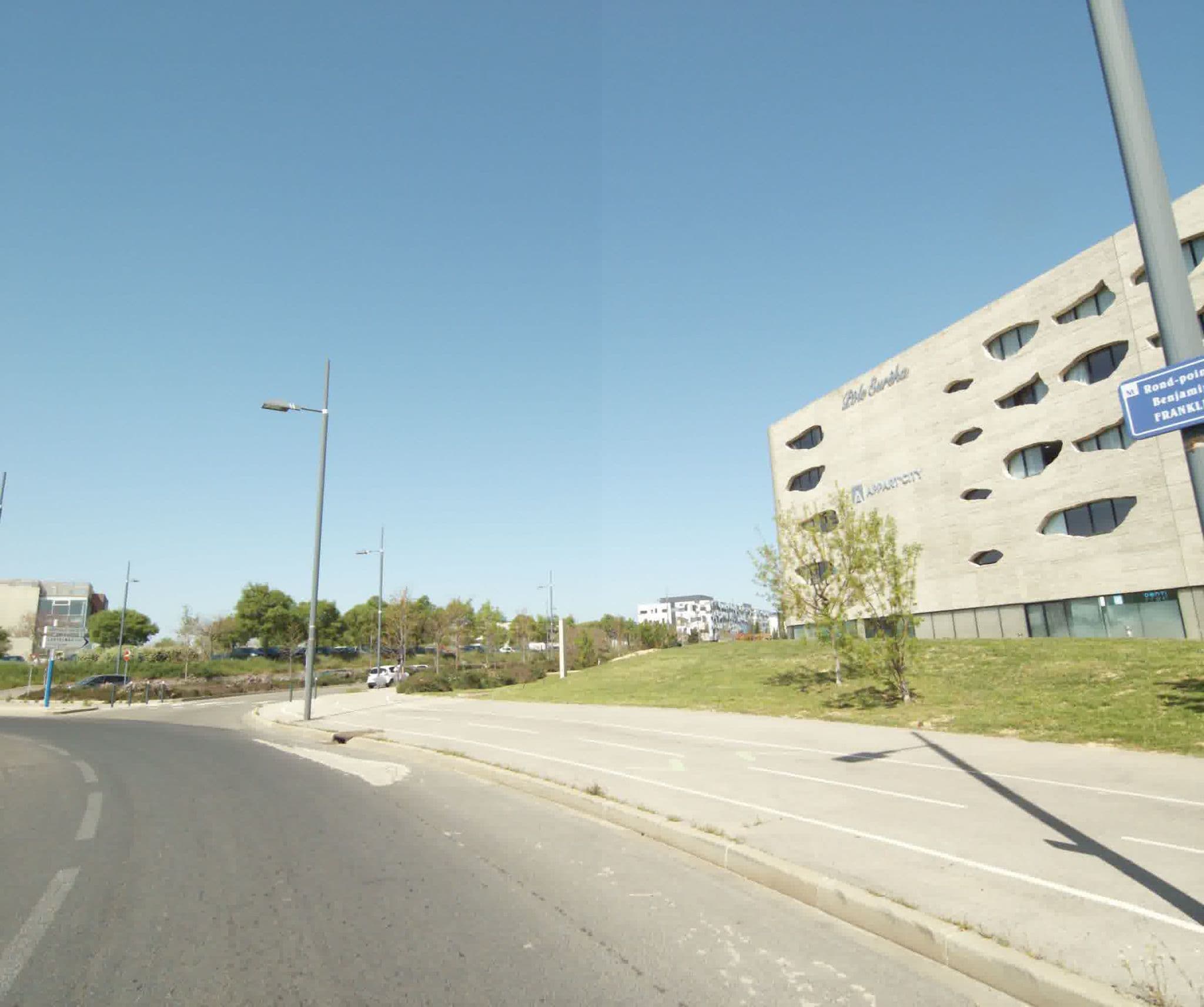Street view near Park & Suites, Castelnau-le-Lez — © sogefi (CC BY-SA · Mapillary)