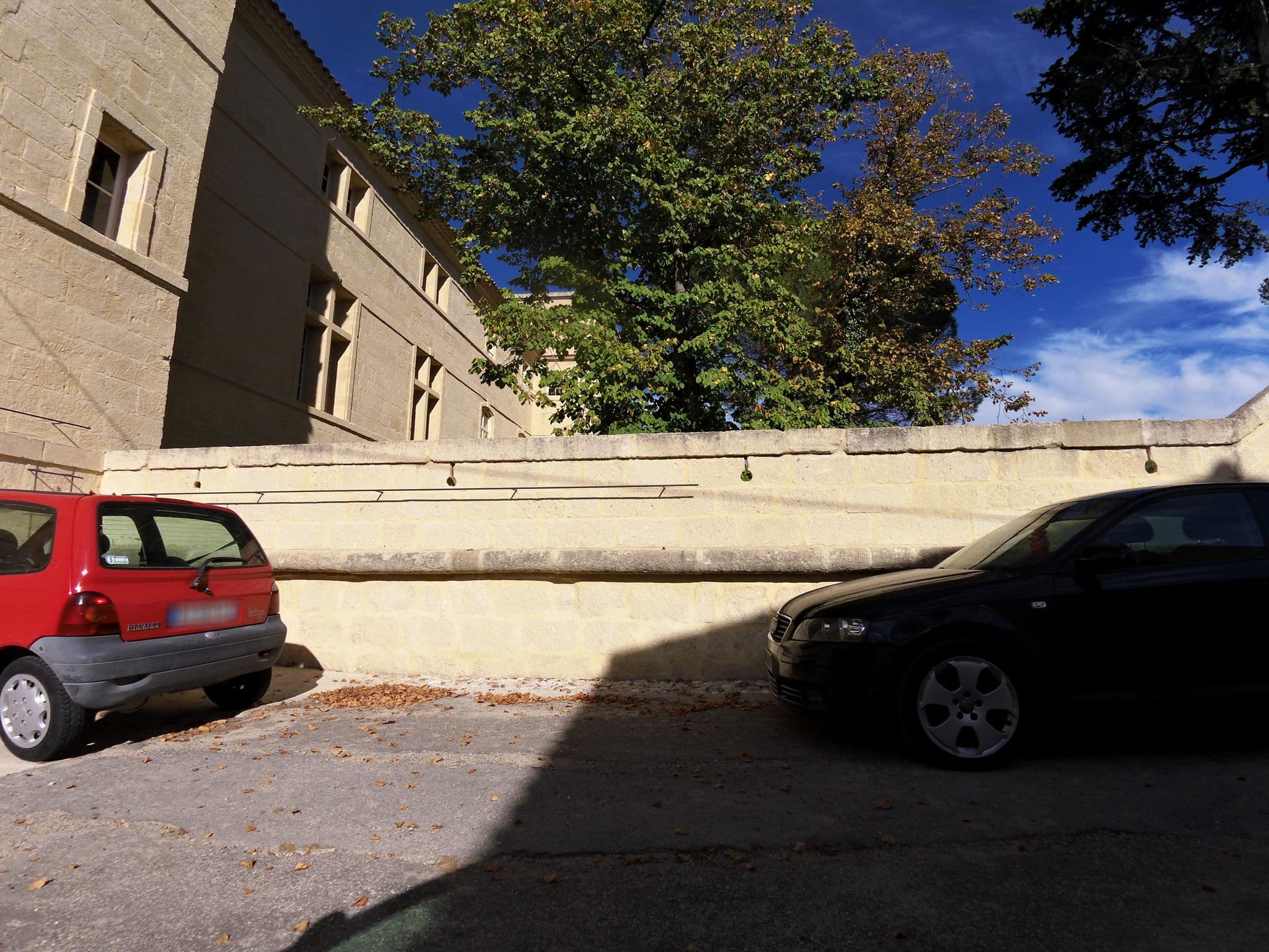 Street view near Chateau De Pondres, Villevieille — © balooval (CC BY-SA · Mapillary)
