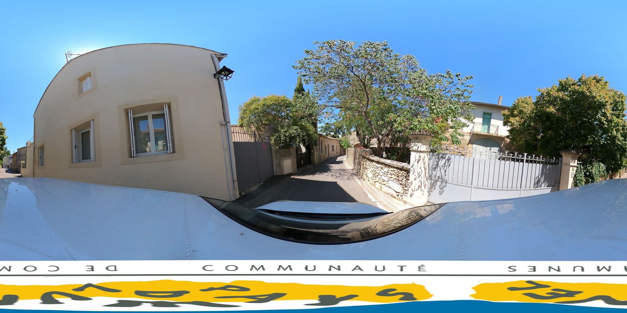 Street view near Retour À La Terre, Boisseron — © data_wax (CC BY-SA · Mapillary)