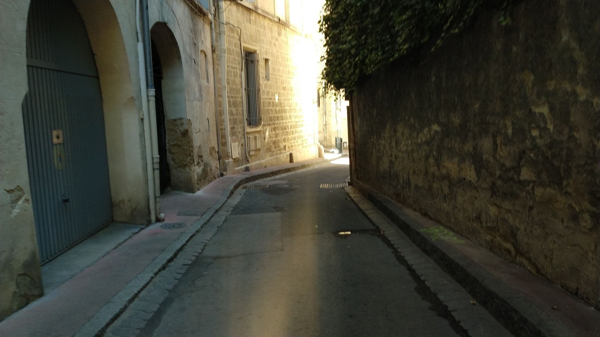 Street view near Mon Refuge Urbain, Montpellier — © polyglot (CC BY-SA · Mapillary)