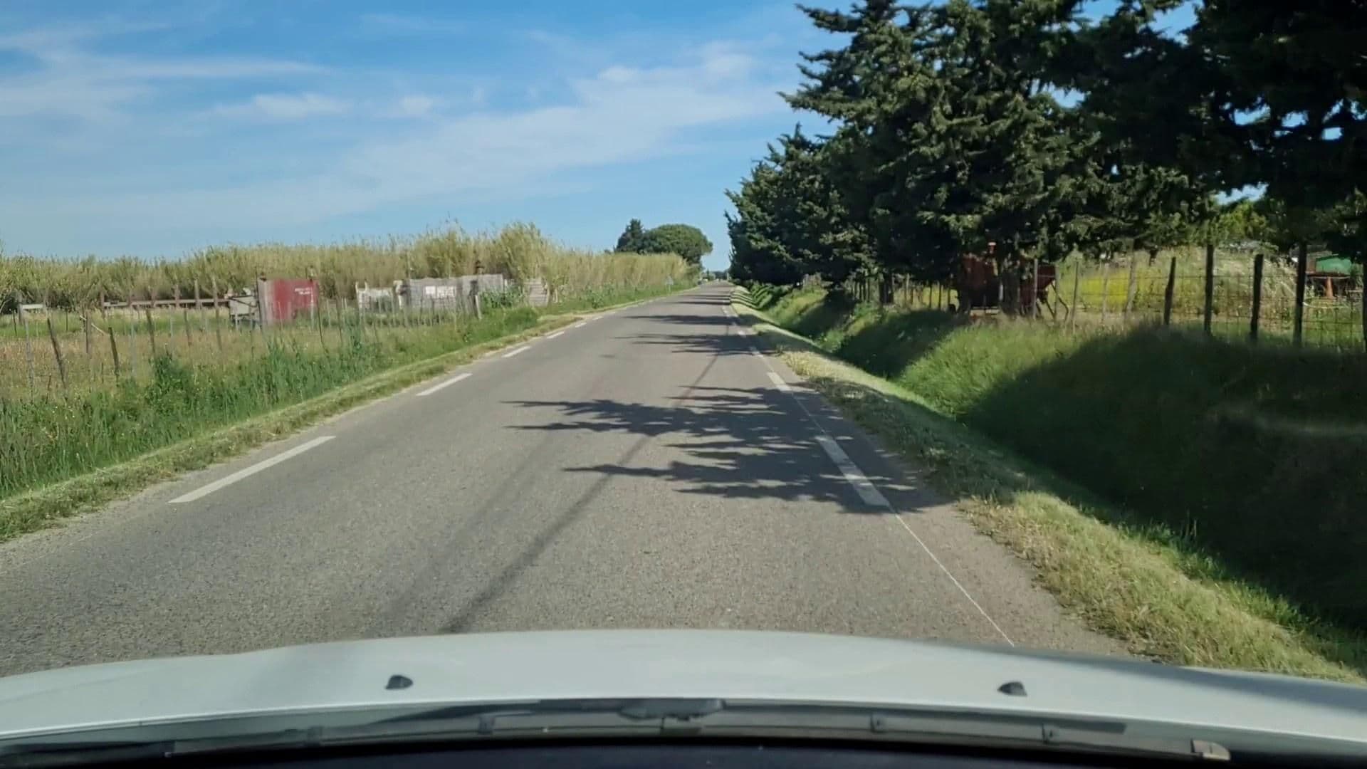 Street view near Domaine de l'Outarde Canepetiére Gîte A, Aigues-Mortes — © si3p0 (CC BY-SA · Mapillary)