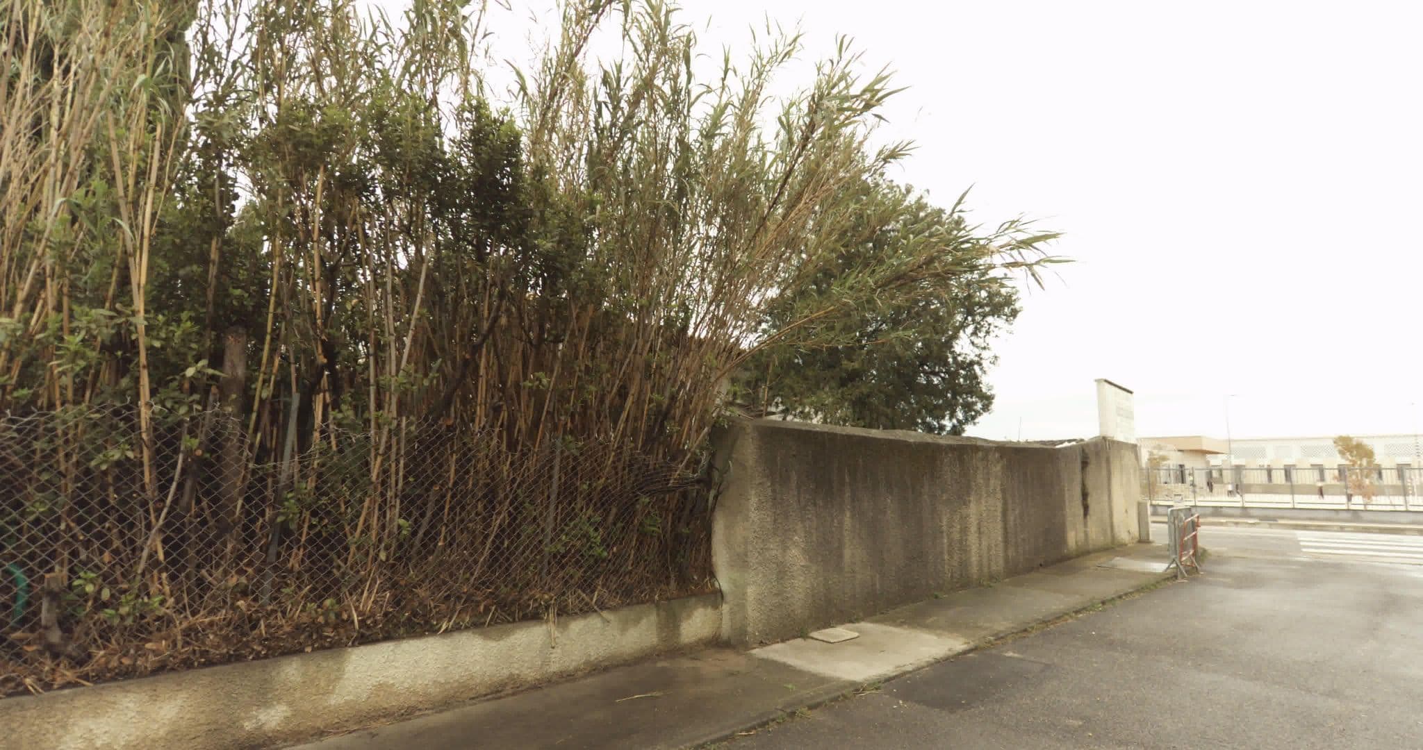 Street view near Les 4 H, Remoulins — © sogefi (CC BY-SA · Mapillary)