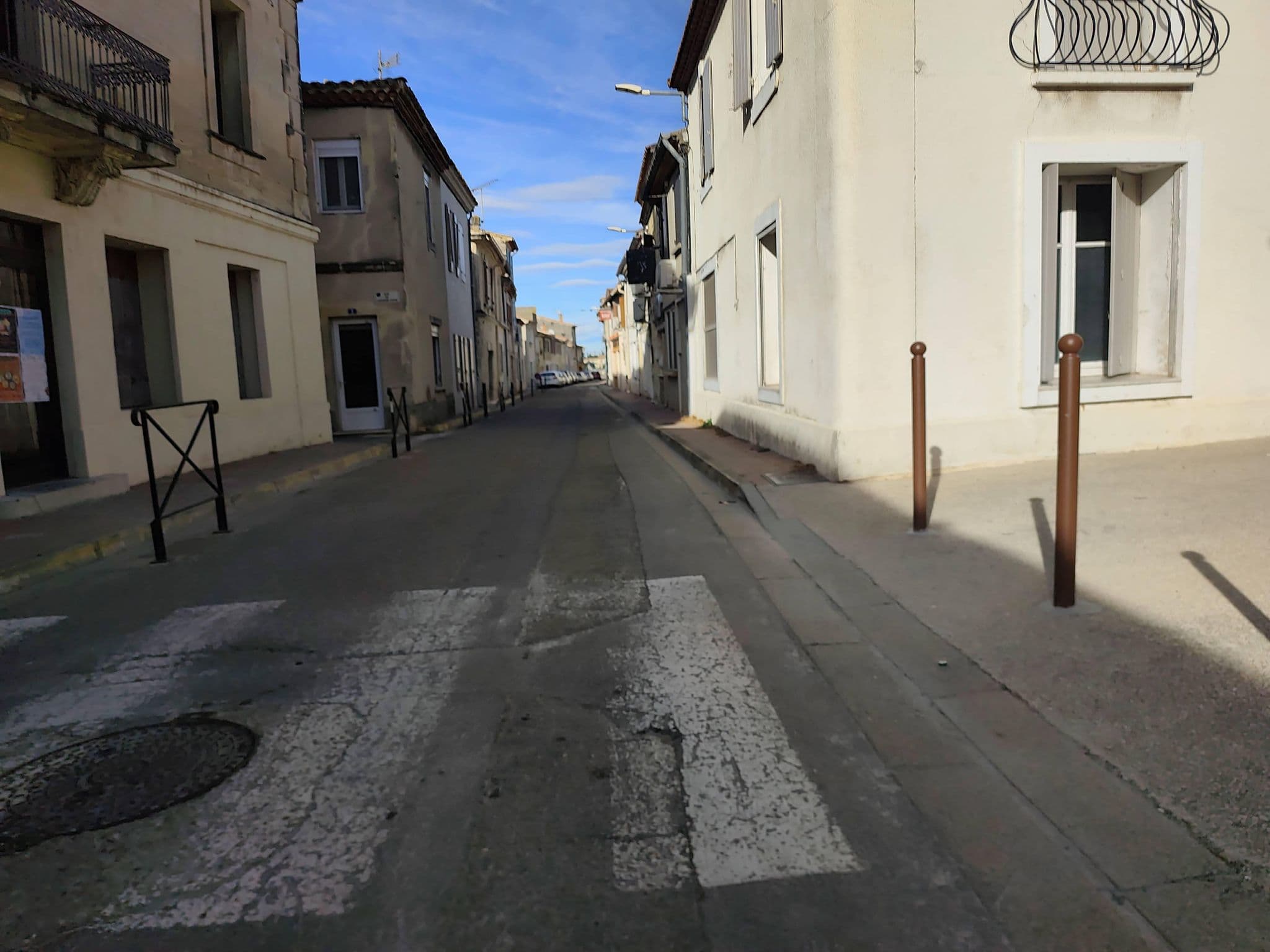 Street view near Le Mas des Piboules, Fourques — © Duro (CC BY-SA · Mapillary)
