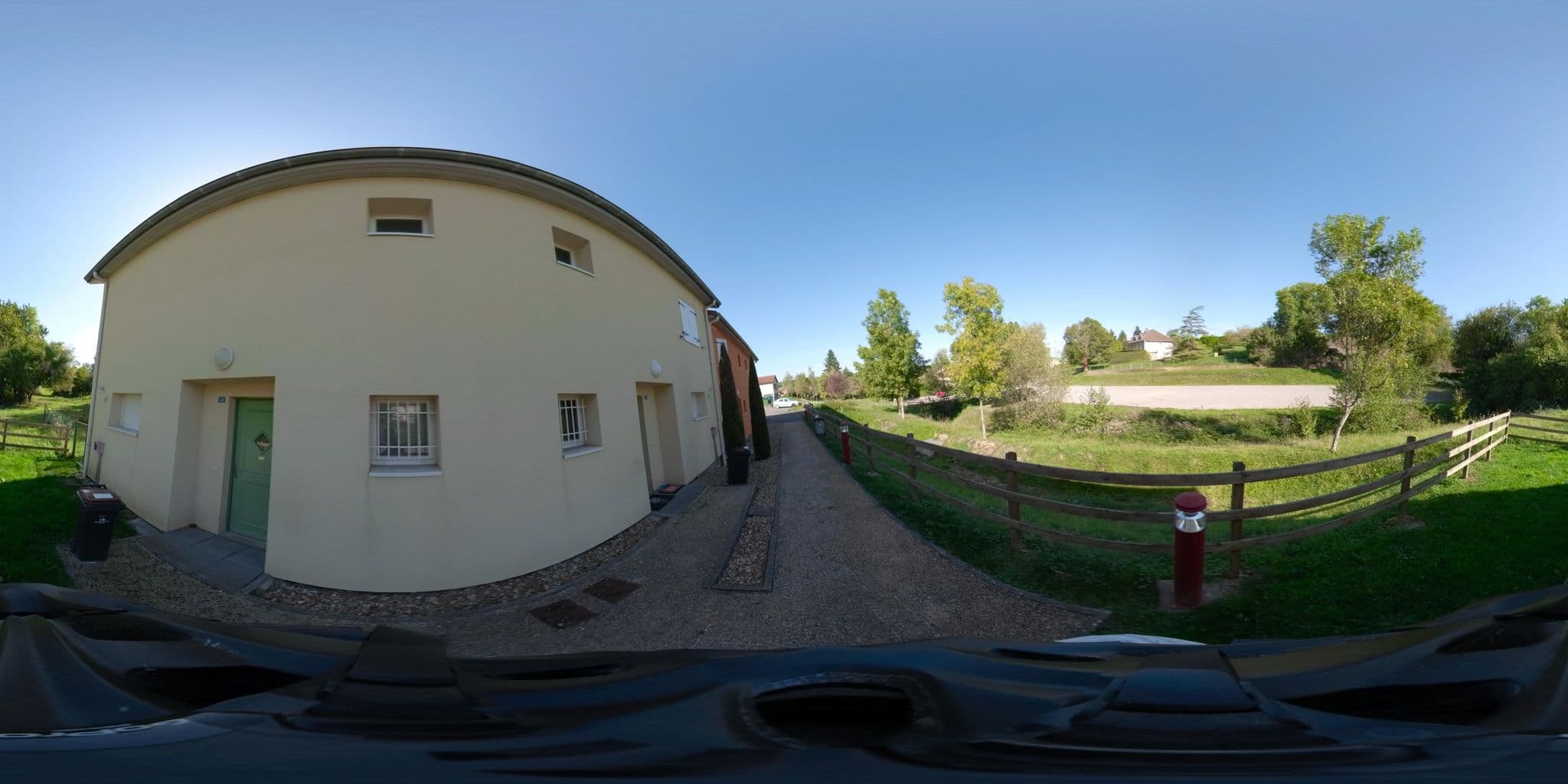 Street view near Aire Camping Car Saint-Denis-de-Cabanne, Saint-Denis-de-Cabanne — © capmoustache (CC BY-SA · Mapillary)