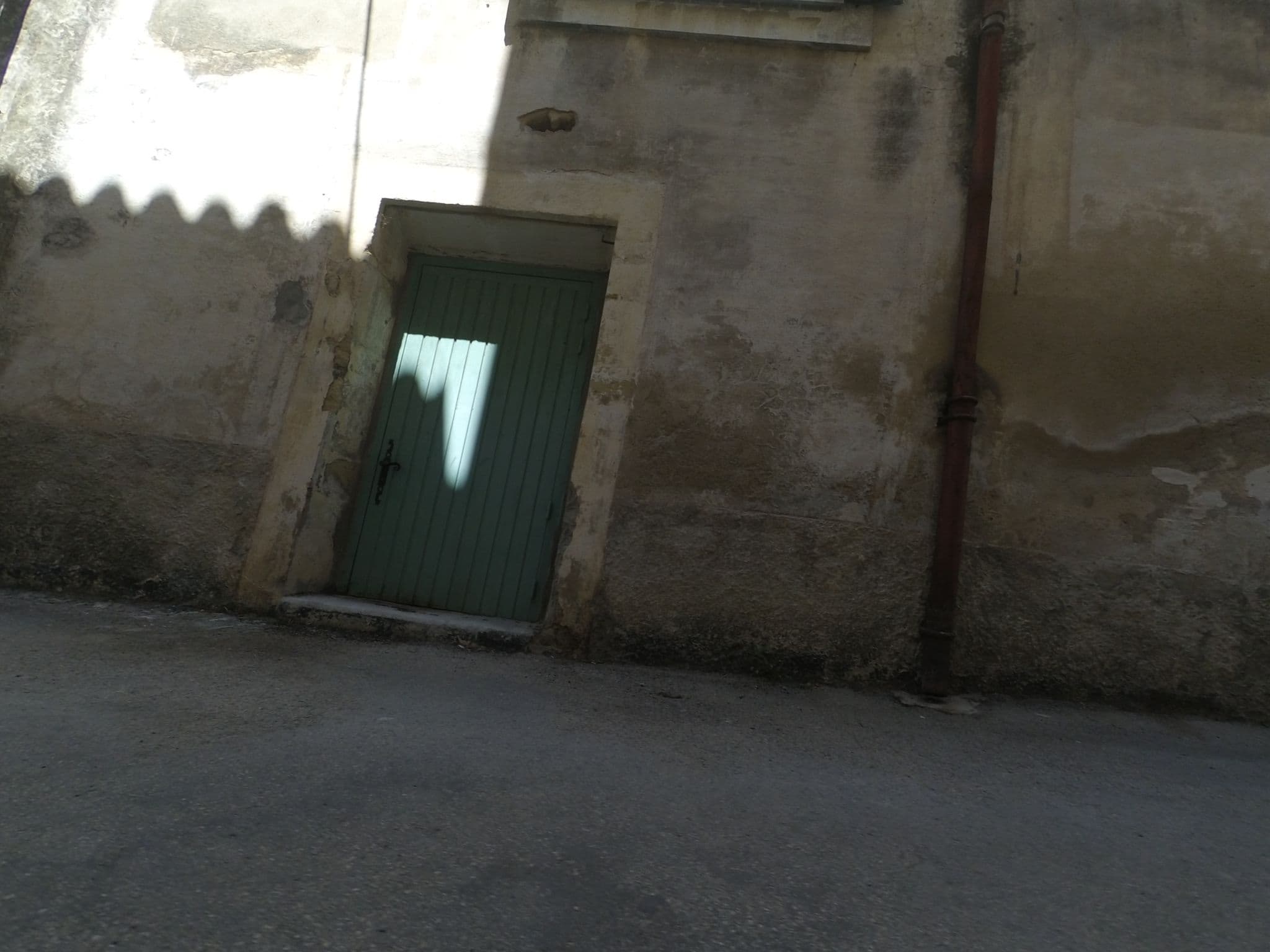 Street view near Bedje van Liloke 🇫🇷, Aubais — © balooval (CC BY-SA · Mapillary)