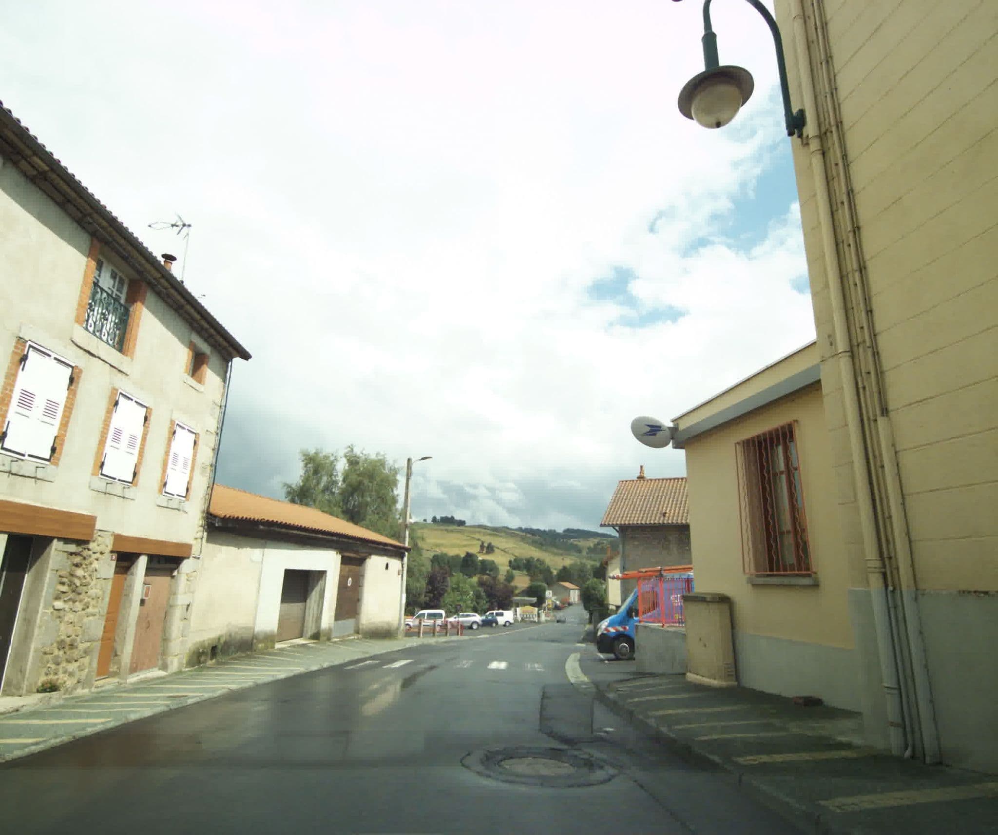 Street view near Au bon moment, Saugues — © sogefi (CC BY-SA · Mapillary)