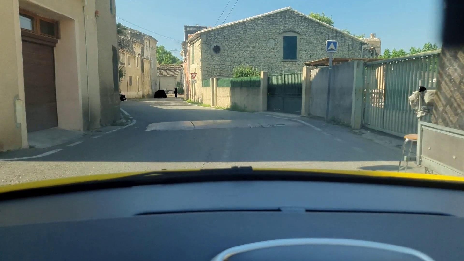 Street view near Gite face à la rivière -proche du pont du Gard, Montfrin — © si3p0 (CC BY-SA · Mapillary)