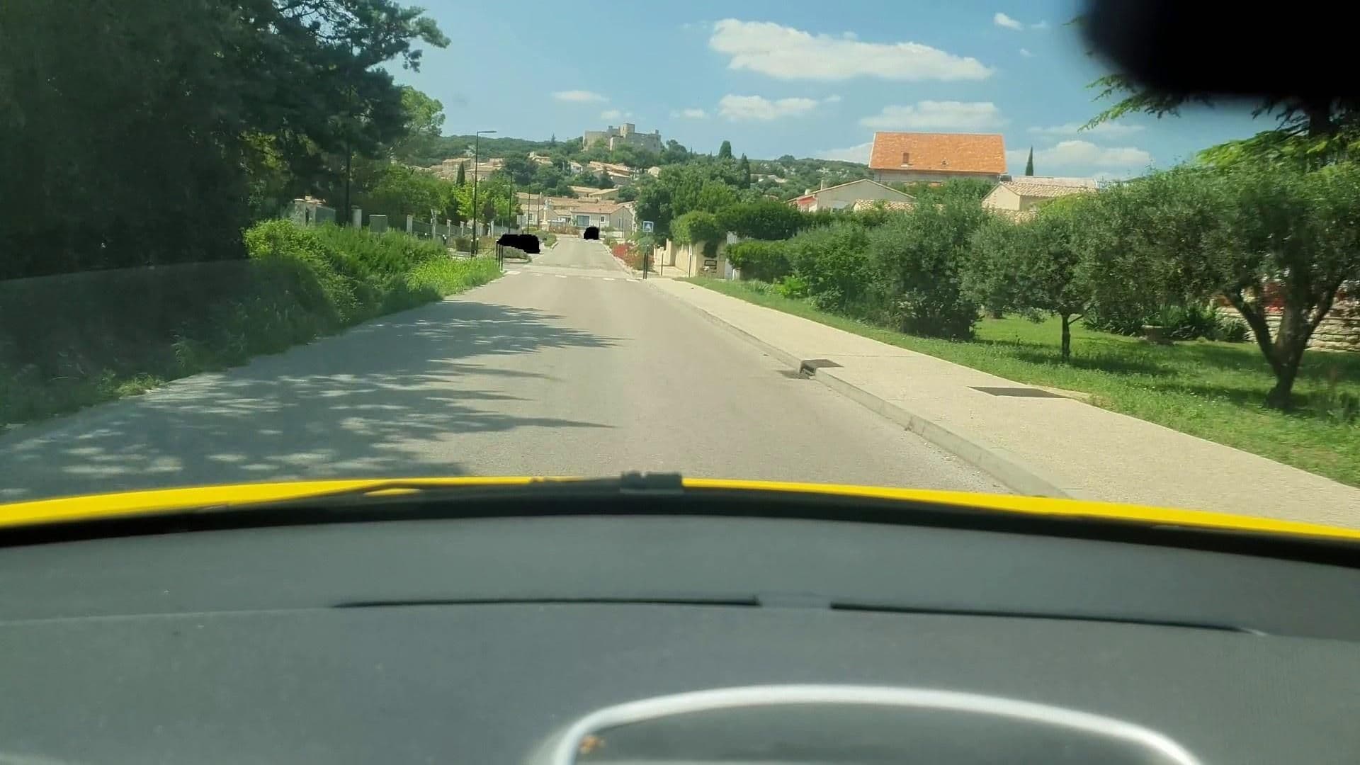 Street view near Ô Doux s'Home, Lédenon — © si3p0 (CC BY-SA · Mapillary)