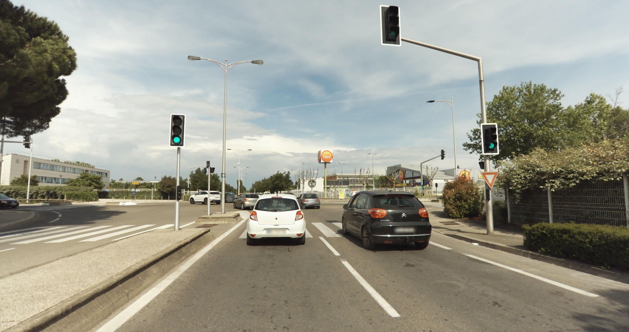 Street view near Fédération Départementale Maisons Familiales Rurales du Gard, Caissargues — © sogefi (CC BY-SA · Mapillary)